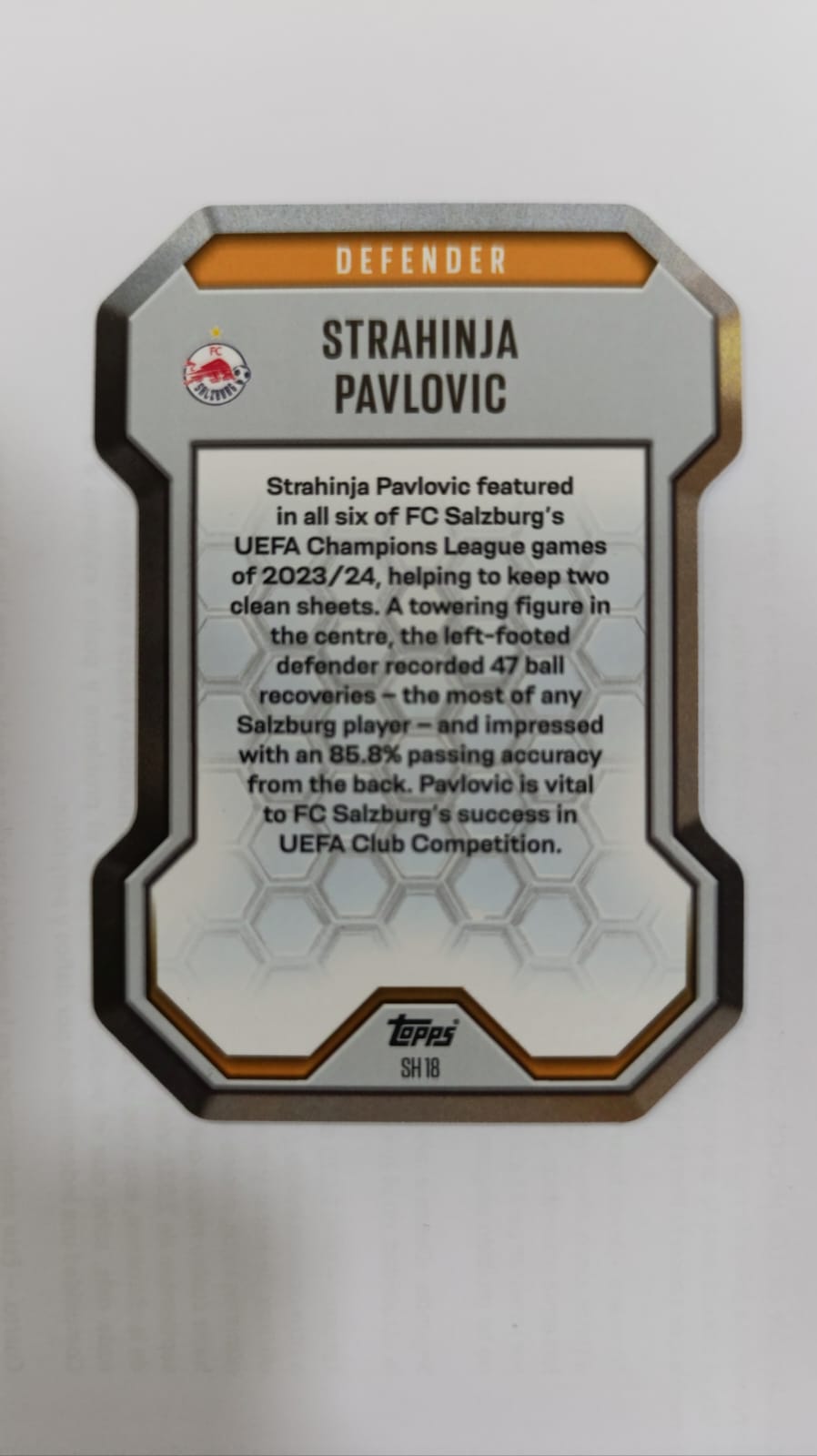 card STRAHINJA PAVLOVIC de TOPPS SH 18