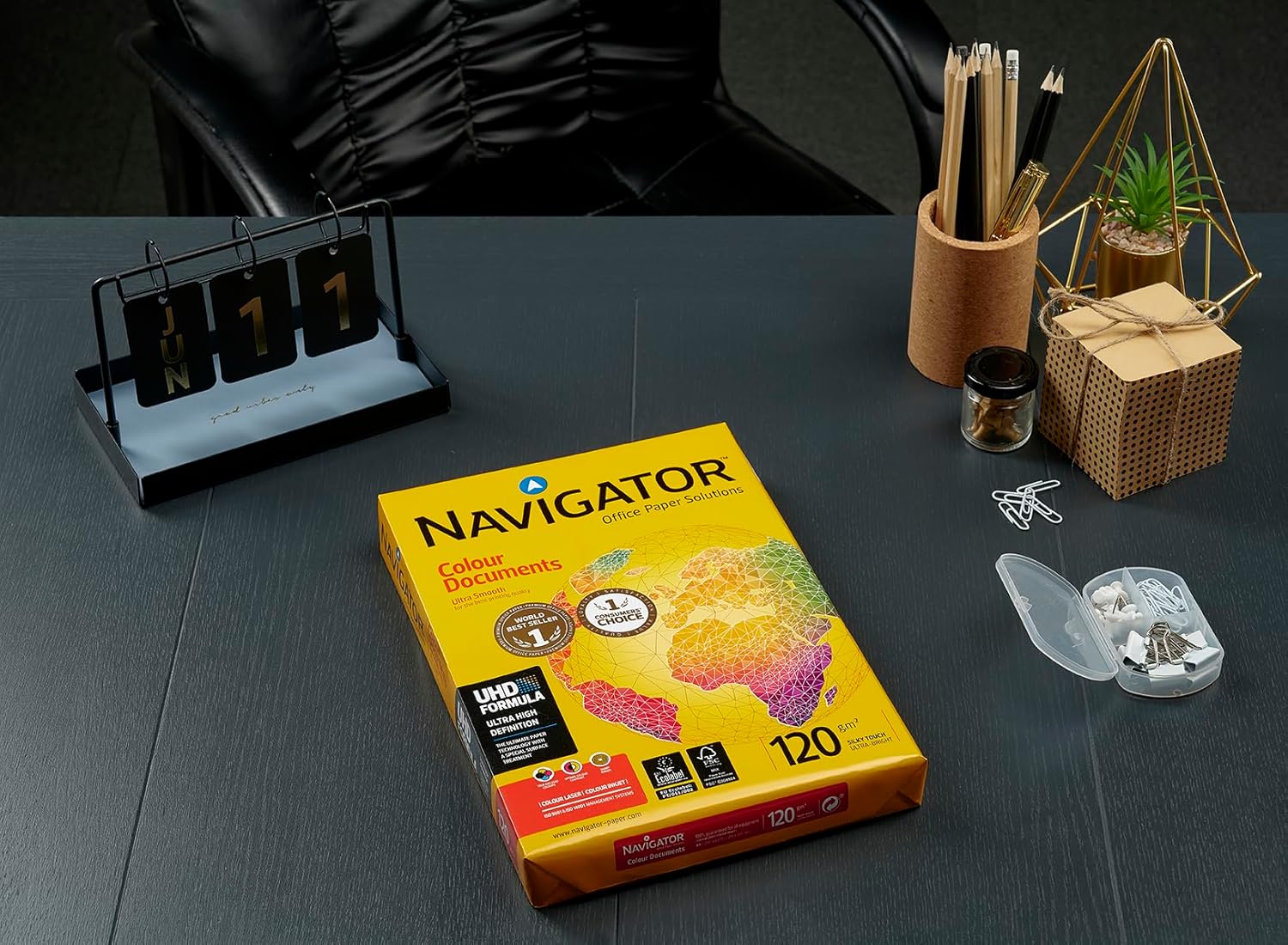 Papel fotocopiadora navigator din a4 120 gramos paquete de 250 hojas