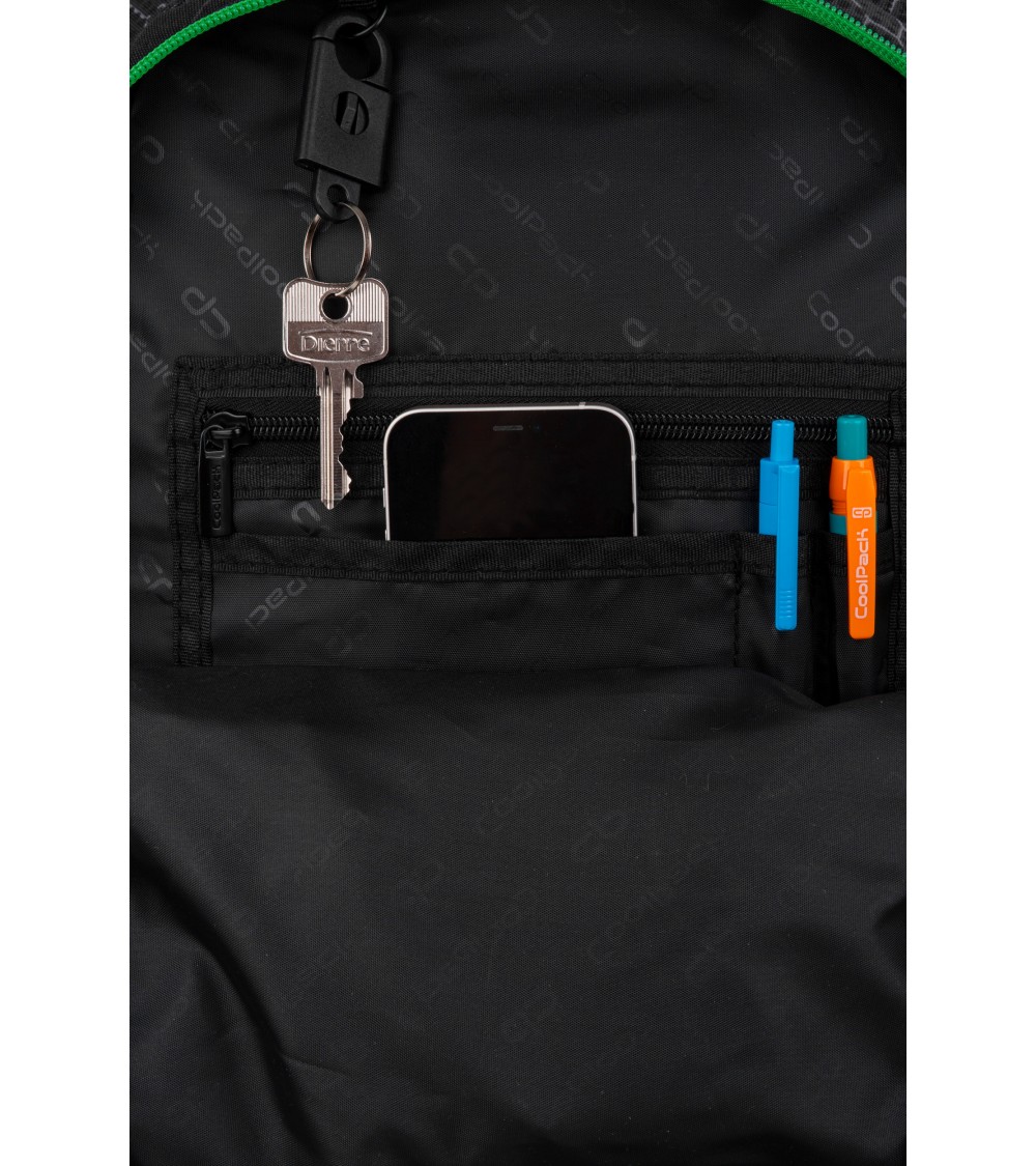 Mochila escolar STRIKE Football club de COOLPACK F017854