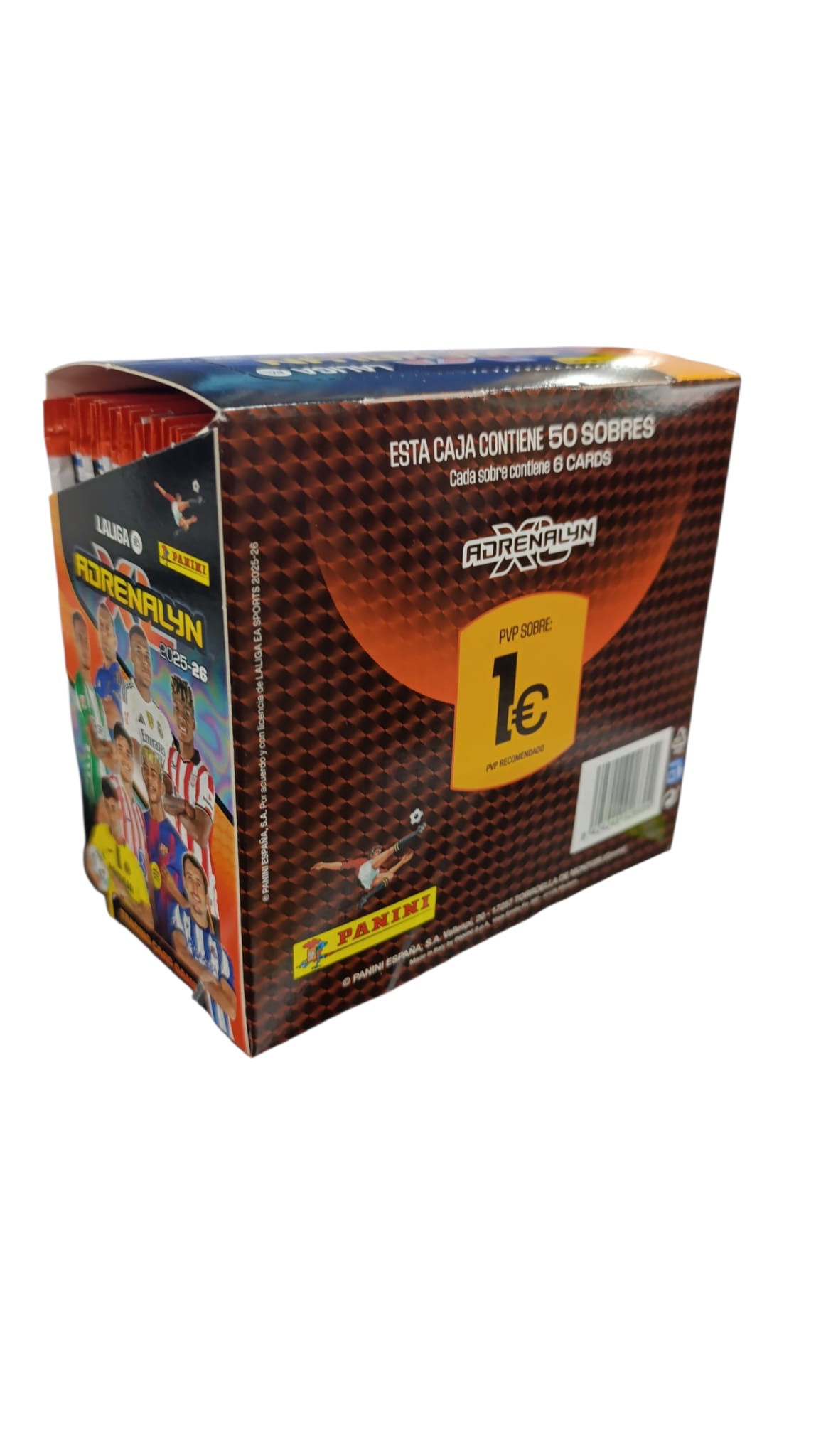 CAJA 50 SOBRES ADRENALYN XL 2025-2026 DE PANINI