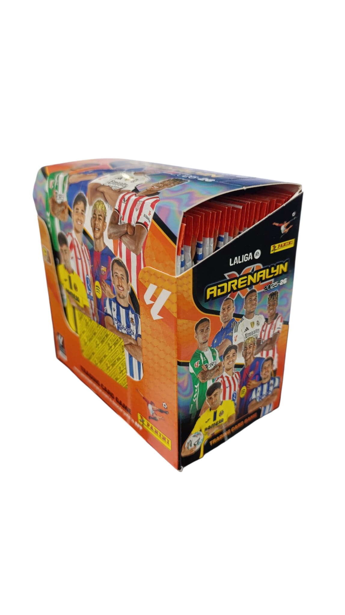 CAJA 50 SOBRES ADRENALYN XL 2025-2026 DE PANINI