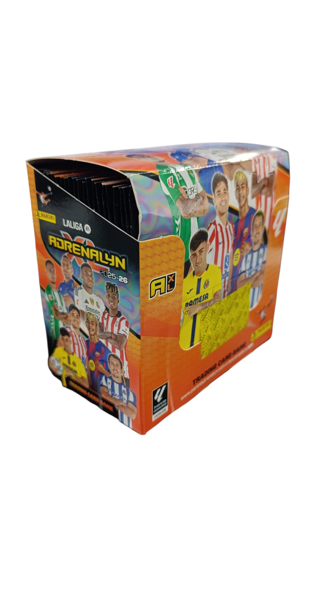 CAJA 50 SOBRES ADRENALYN XL 2025-2026 DE PANINI