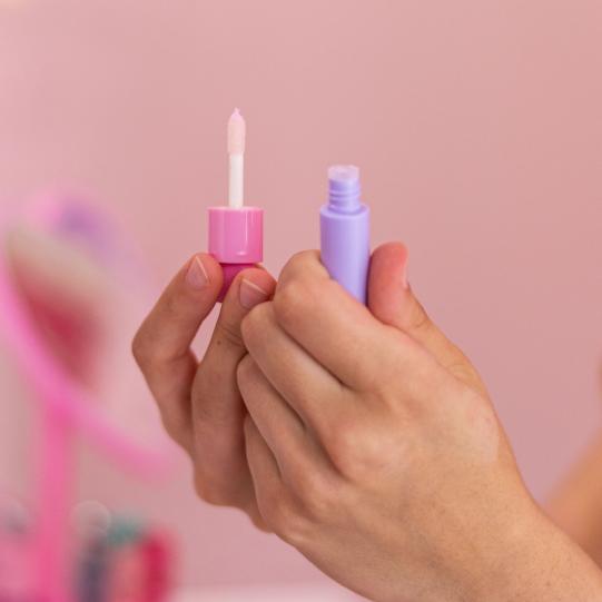 TM brillos de labios en funda de auriculares BEAUTY and ME 13811A