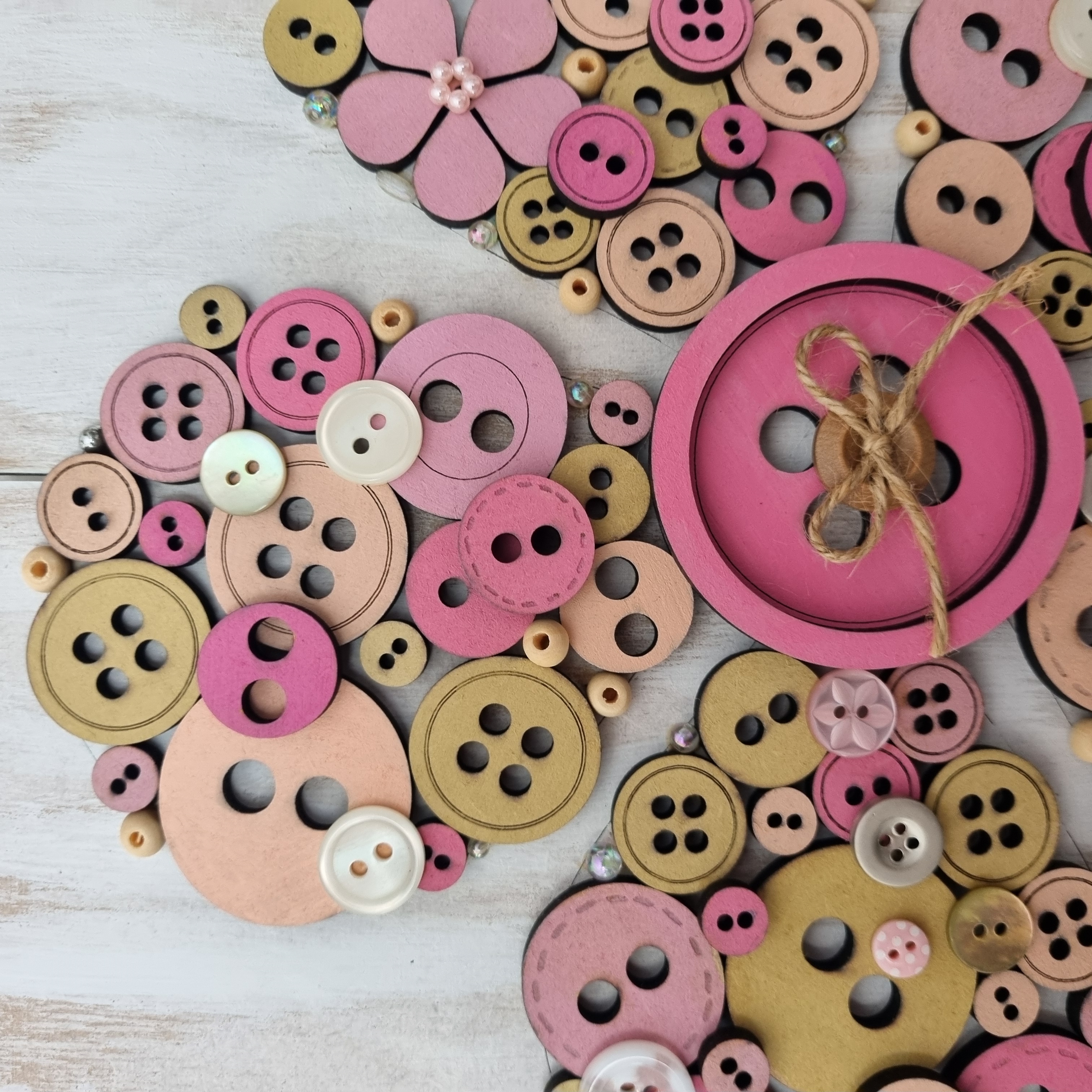 Button Flower Picture Plaque