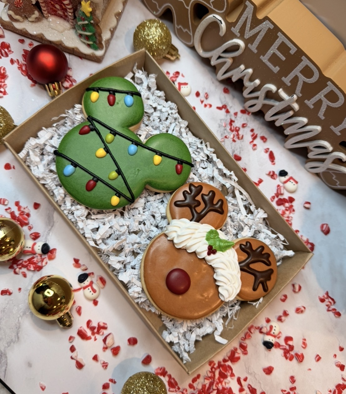 Holiday Mickey Mouse Cookie Set