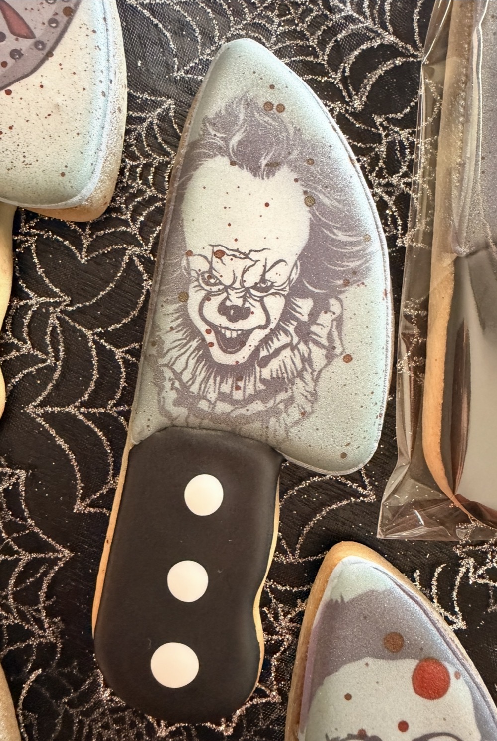 Pennywise Knife Cookie
