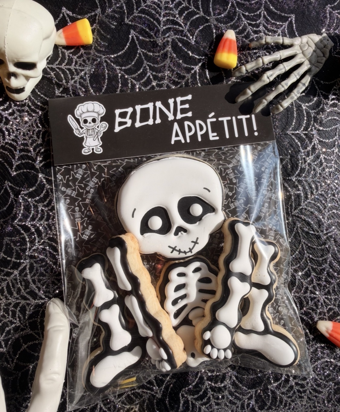 Build-A-Skeleton Halloween Cookie Set