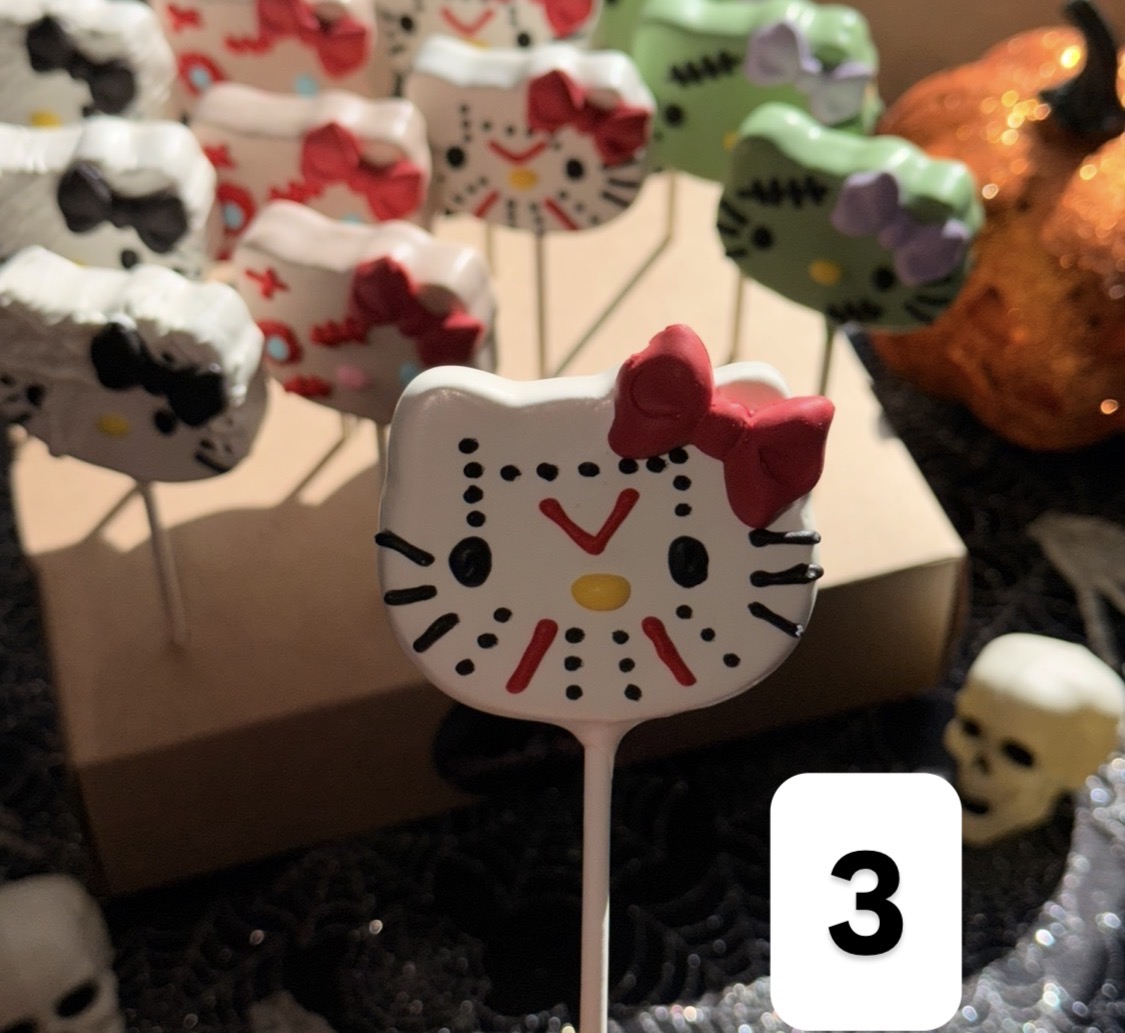 Hello kitty Halloween cake pops (1)
