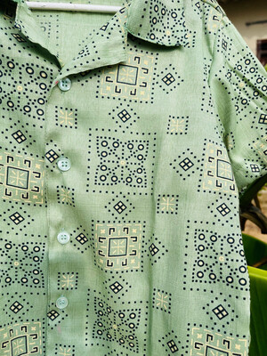 Vintage Patterned Short Sleeve Shirt