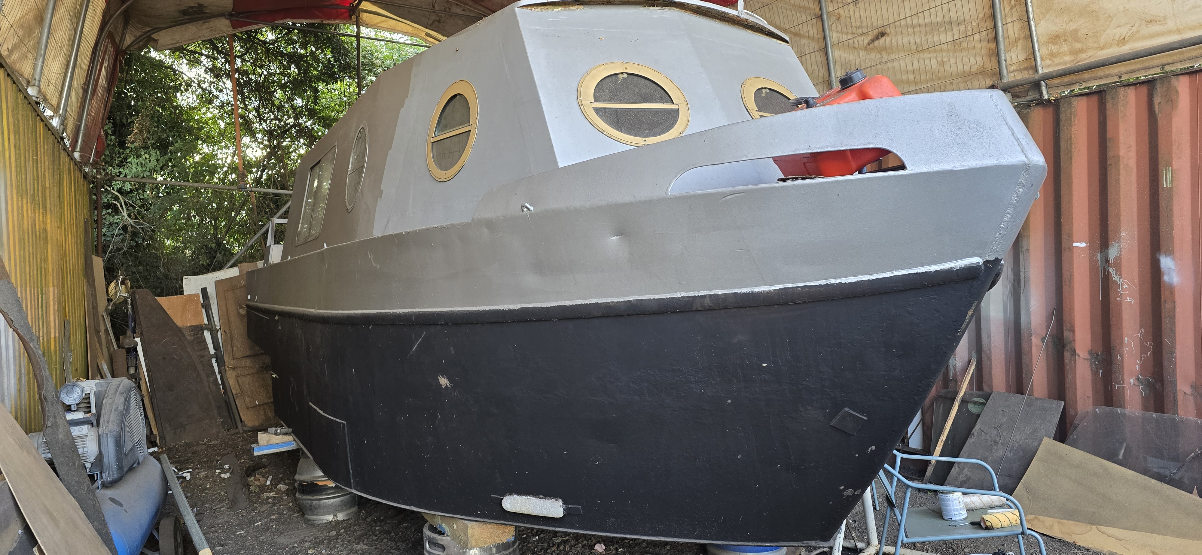 Artist Boat
