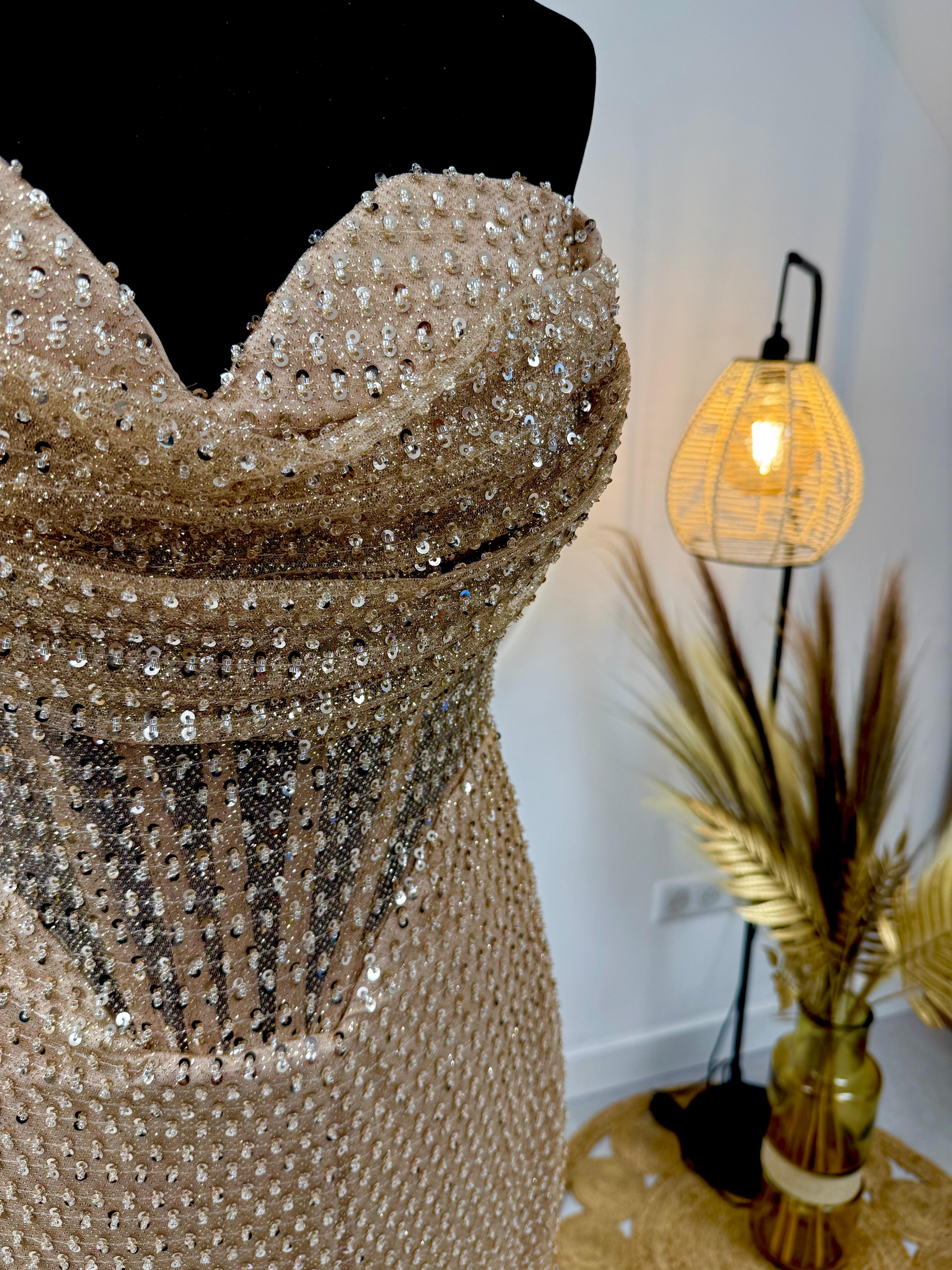 Robe de soirée dorée