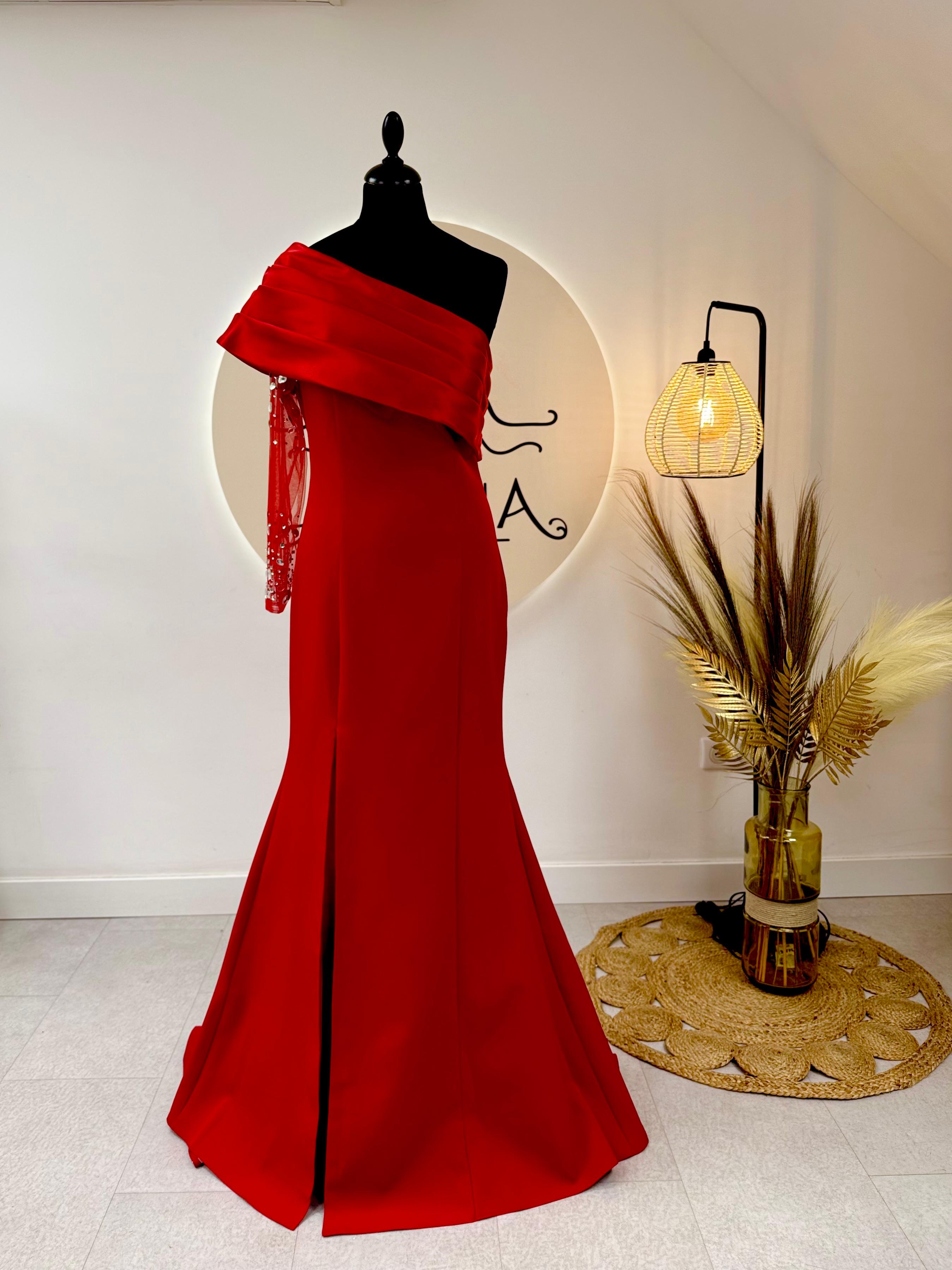 Robe Rouge Sedef