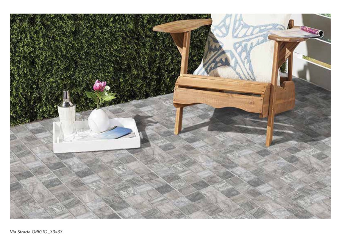 Via Strada Grigio 33x33