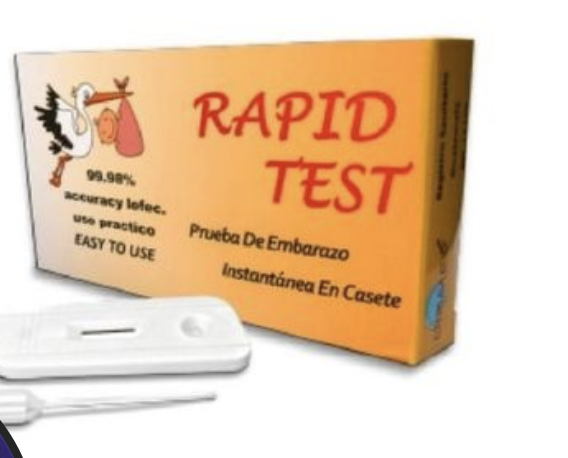 Rapid Test. Prueba de embarazo con pipeta y vasito recolector