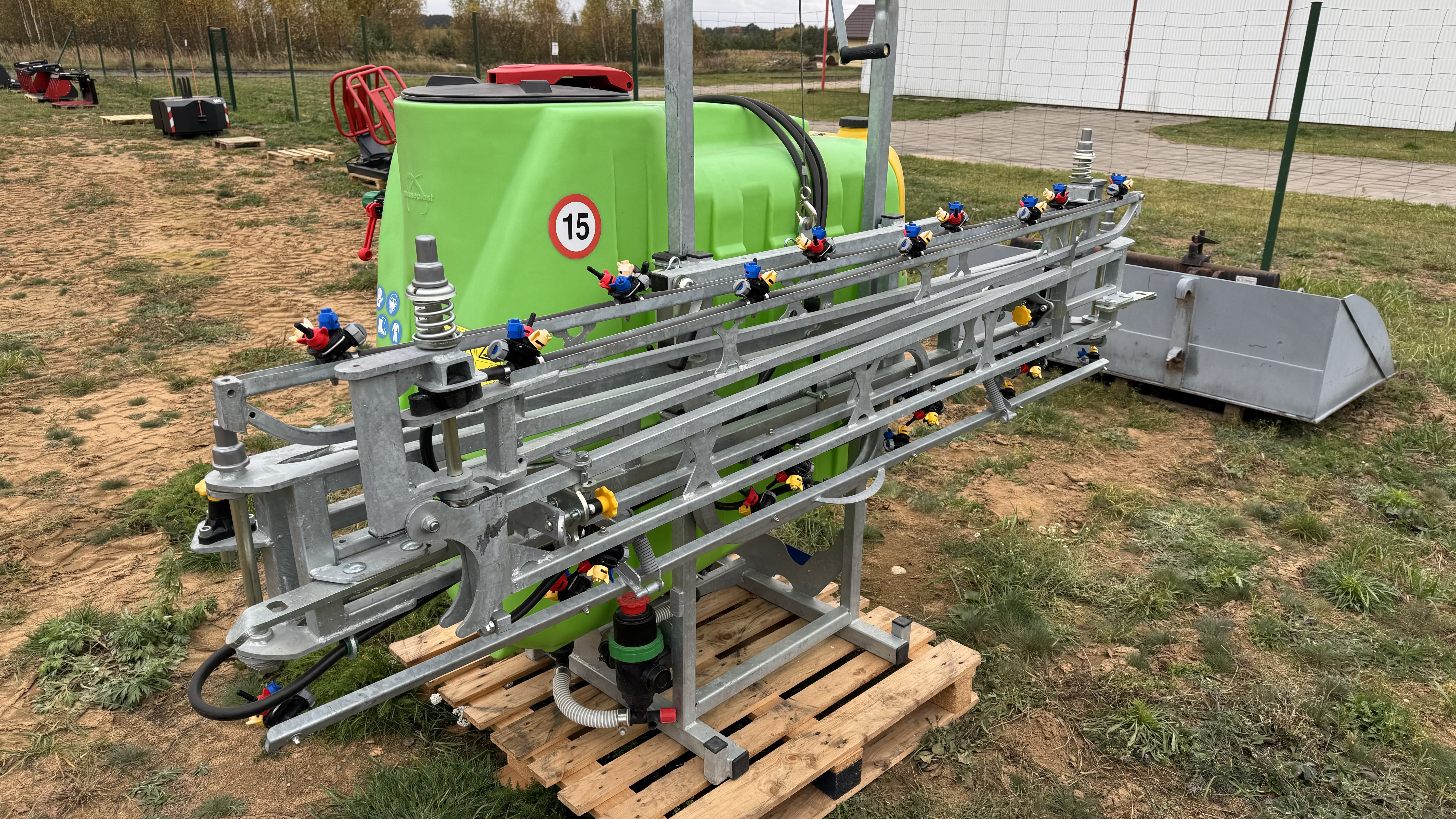 Chemikalų purkštuvai Tolmet 600L