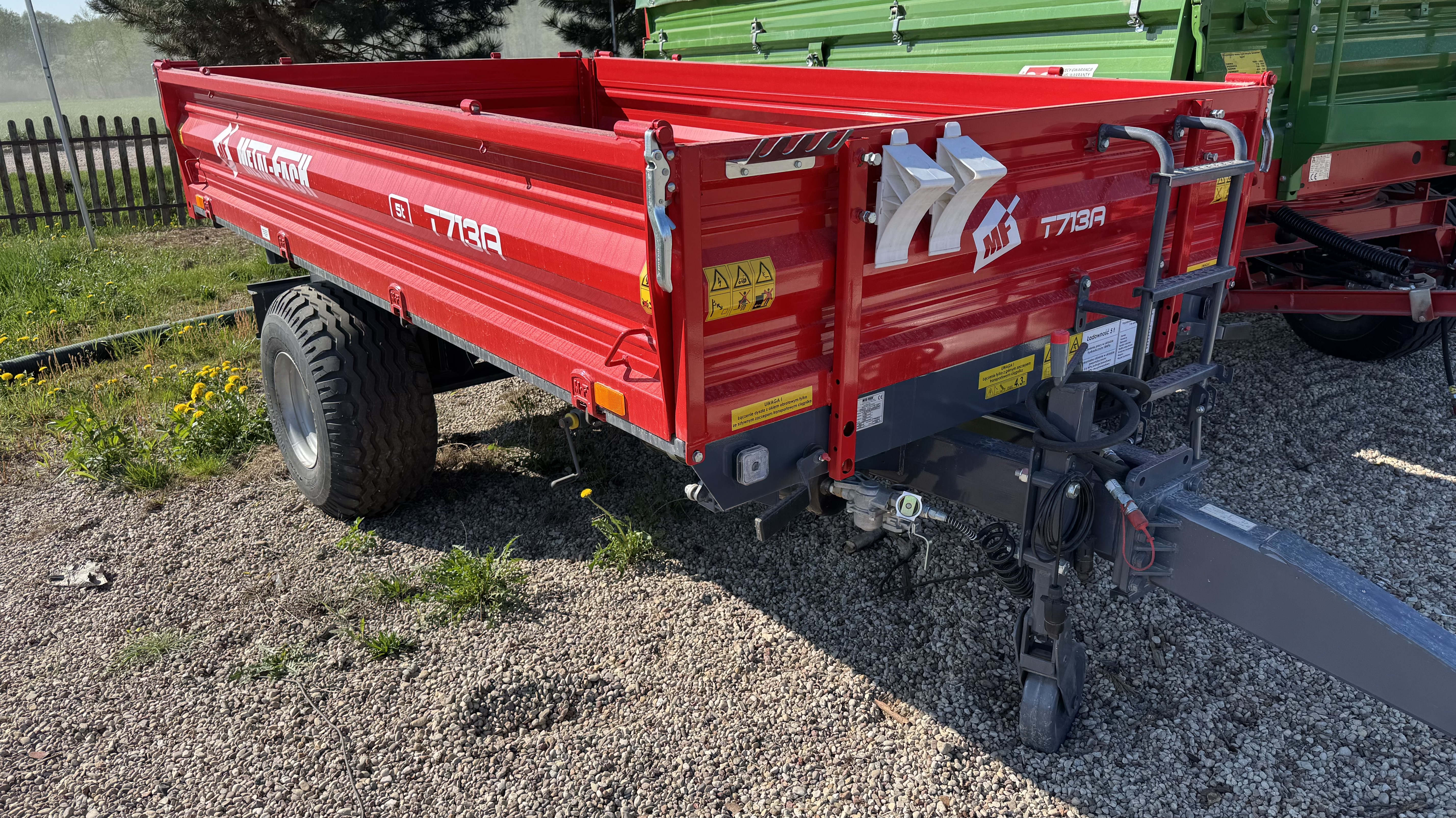 Puspriekabės "Metal-Fach T713A, T957/1", 5000 kg