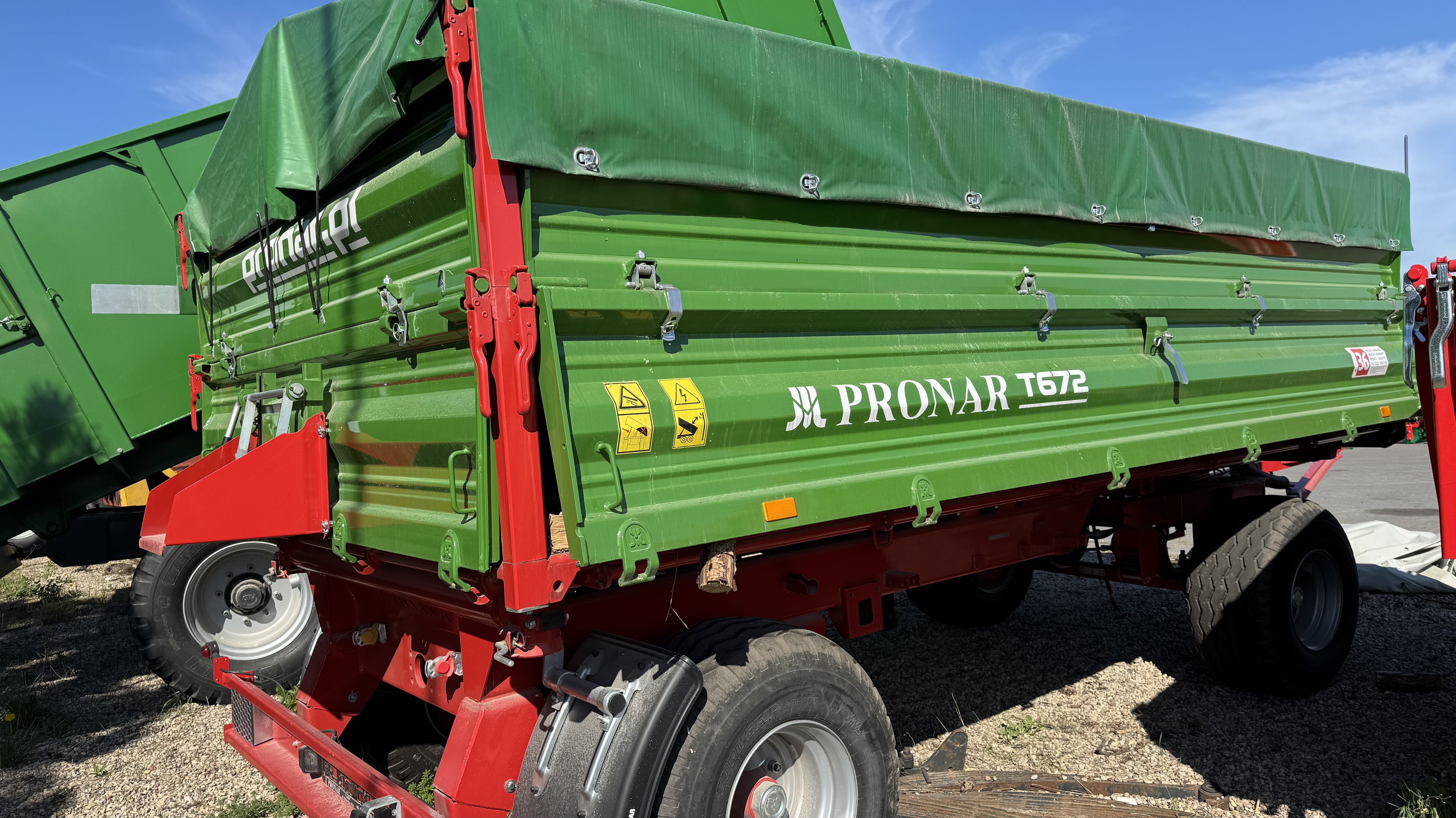 Priekaba "Pronar T672" 8000kg