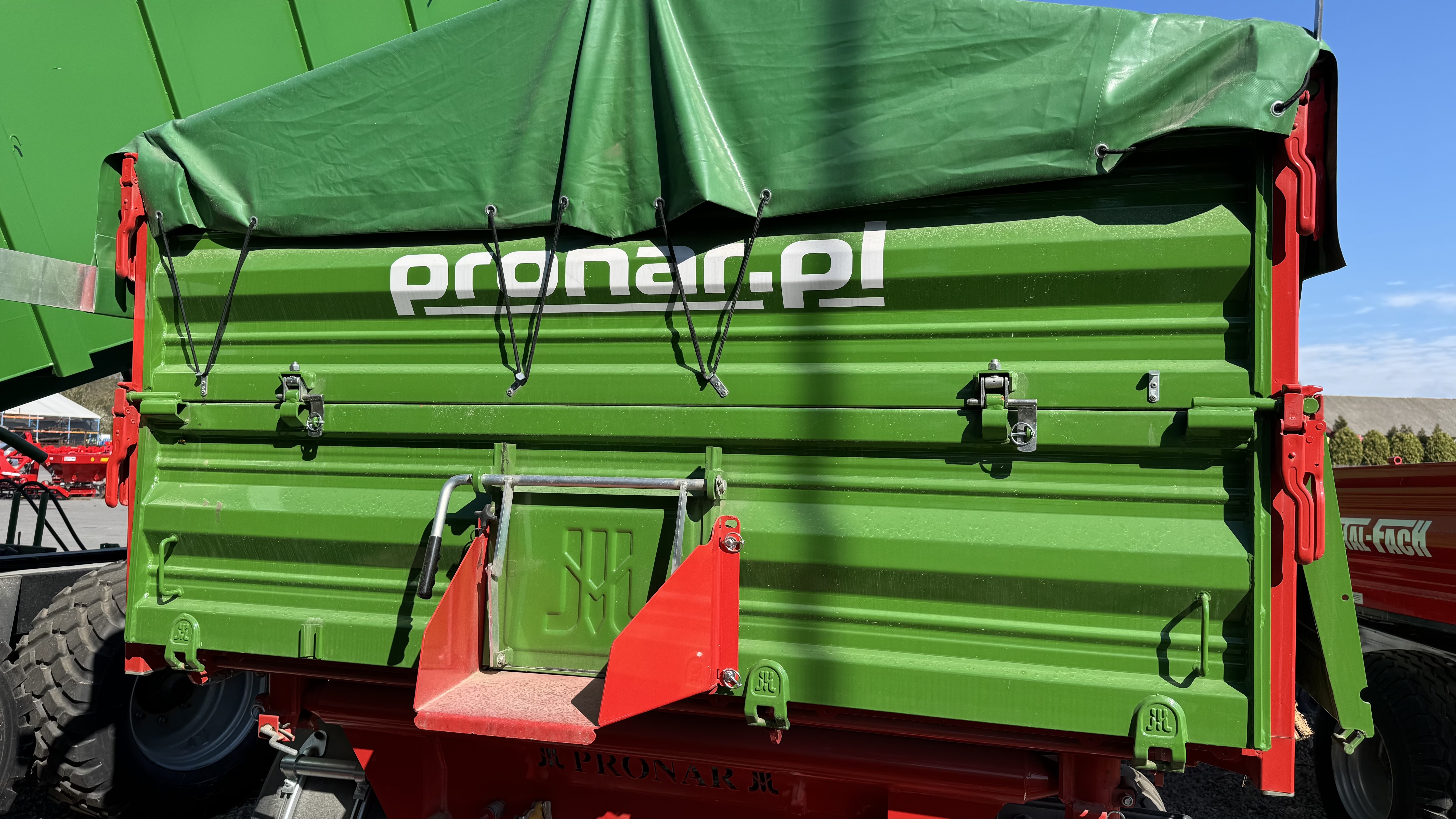 Priekaba "Pronar T672" 8000kg