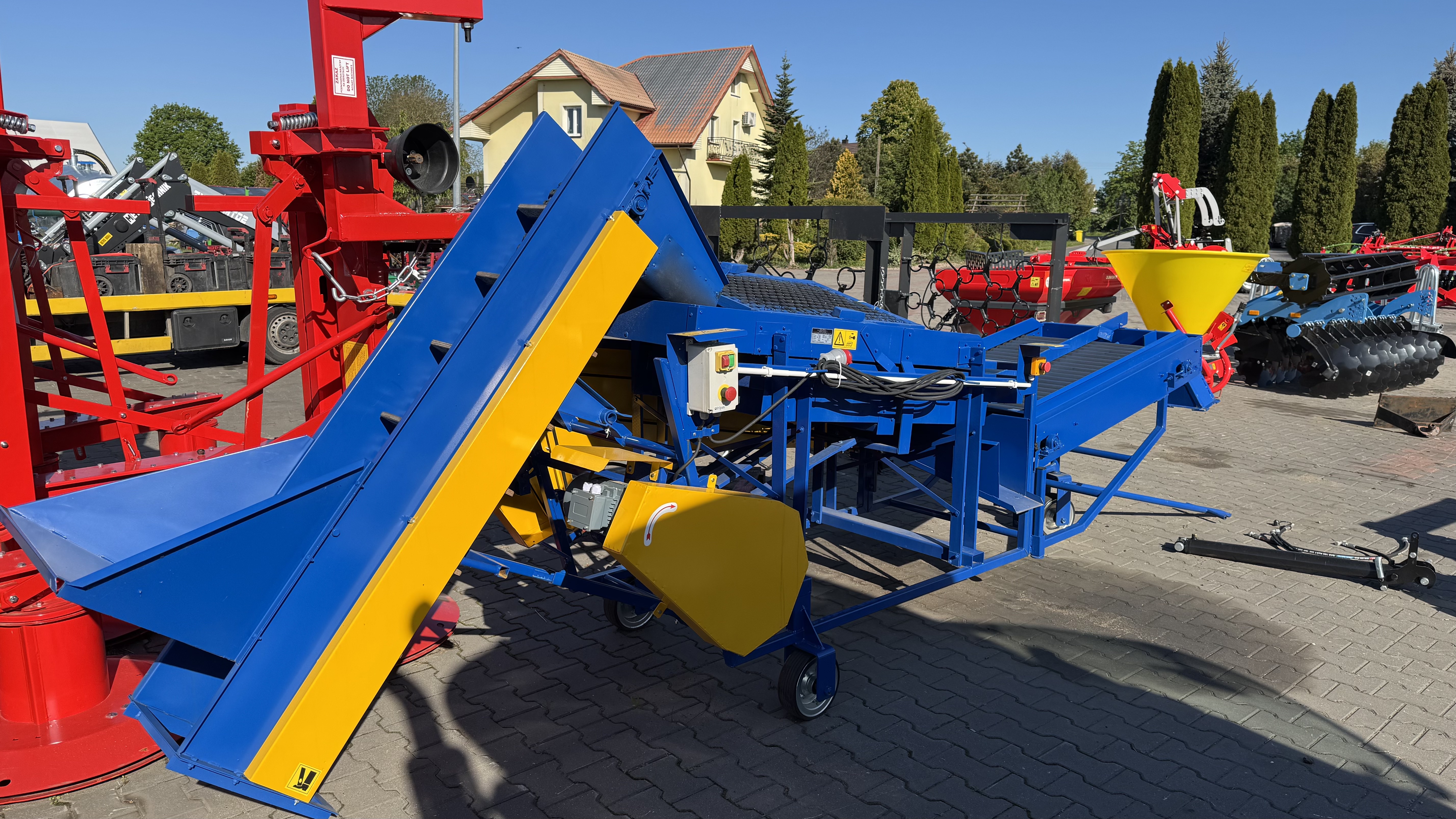 Bulvių rūšiuotuvai "Rolmet M 614"