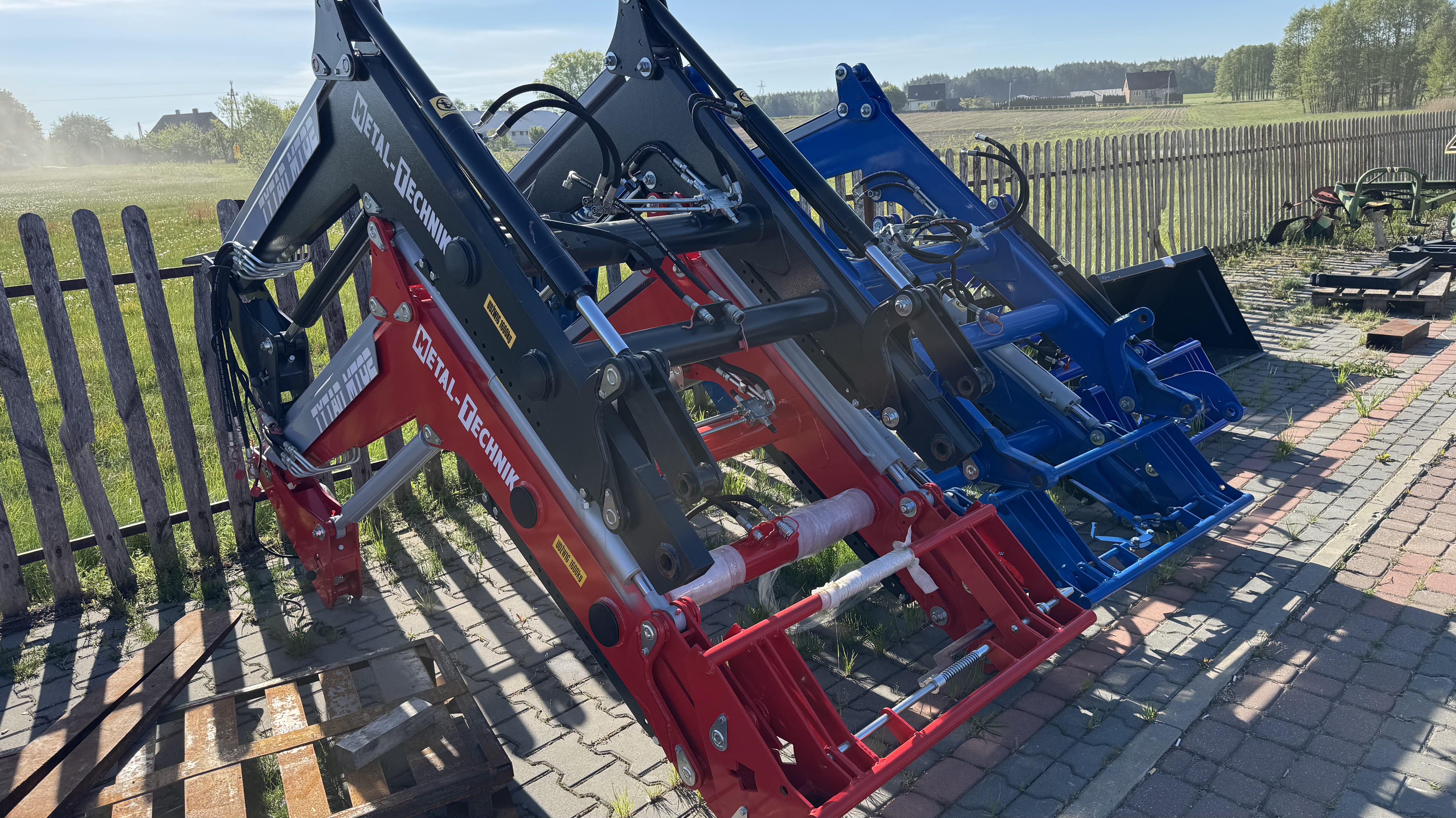 Frontalinis krautuvas METAL-TECHNIK MT02 TYTAN