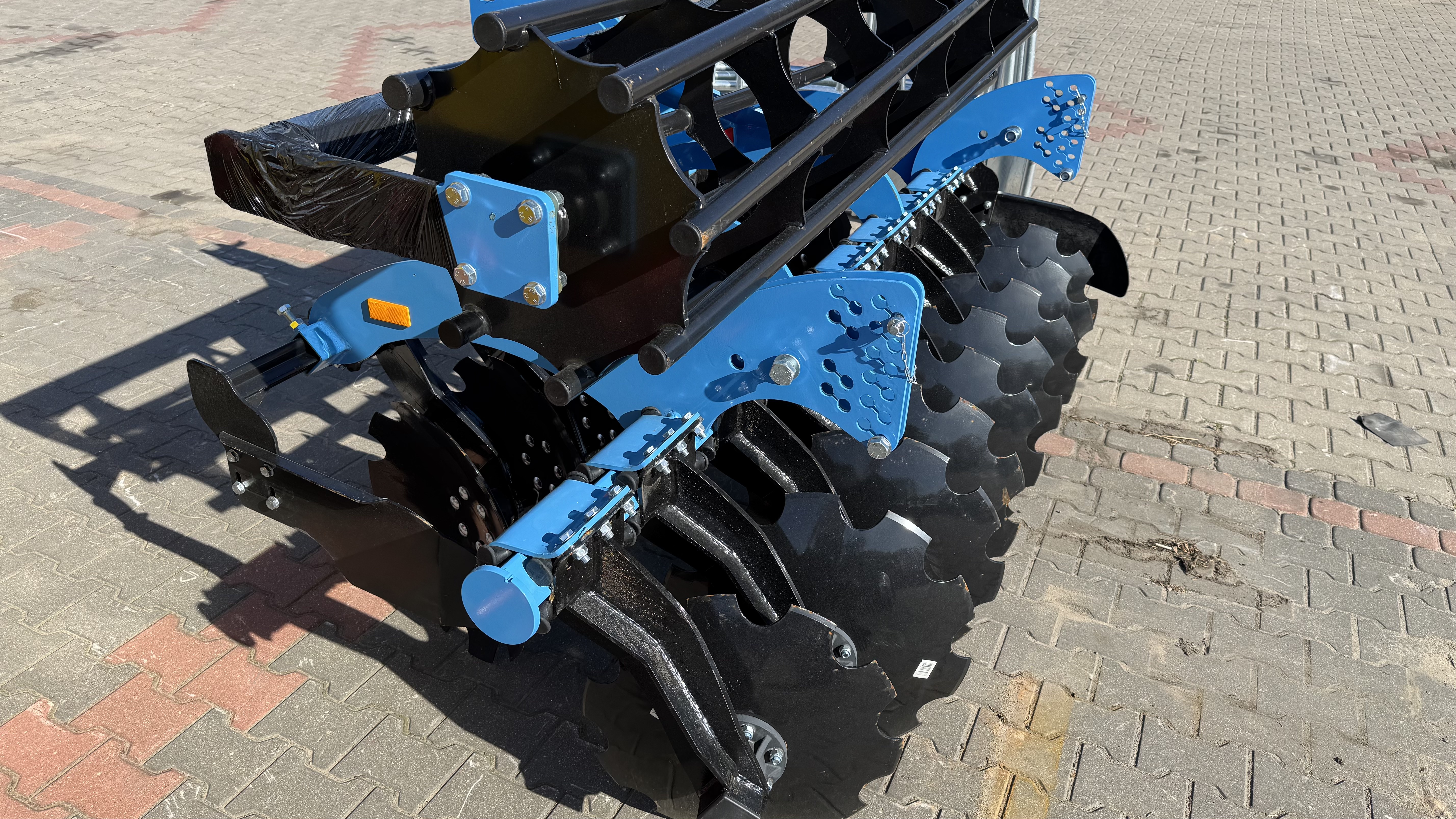 Lėkštiniai skutikai "Strumyk Tiger Junior"