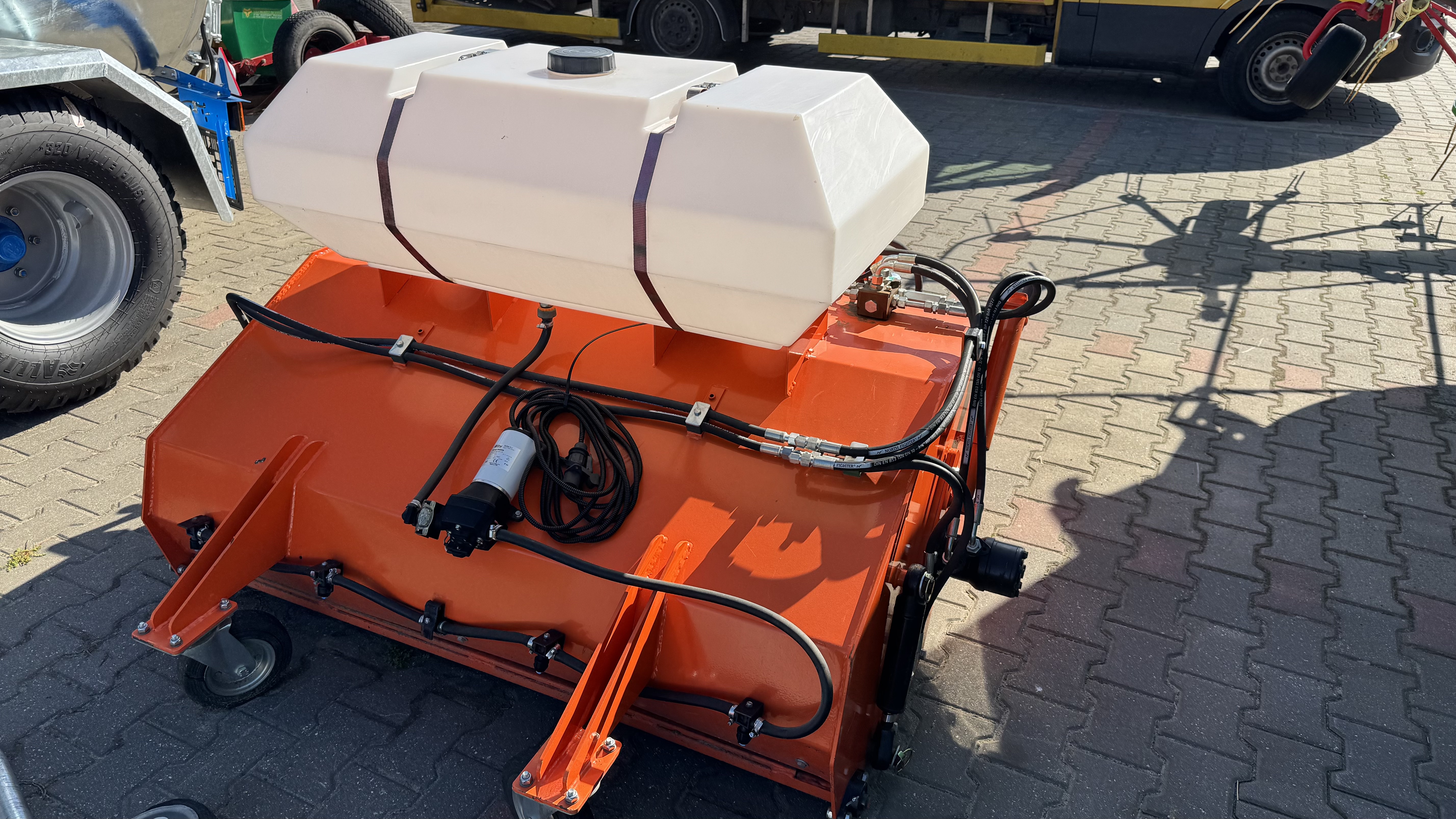 Komunalinė šluota METAL-TECHNIK, MTS 1