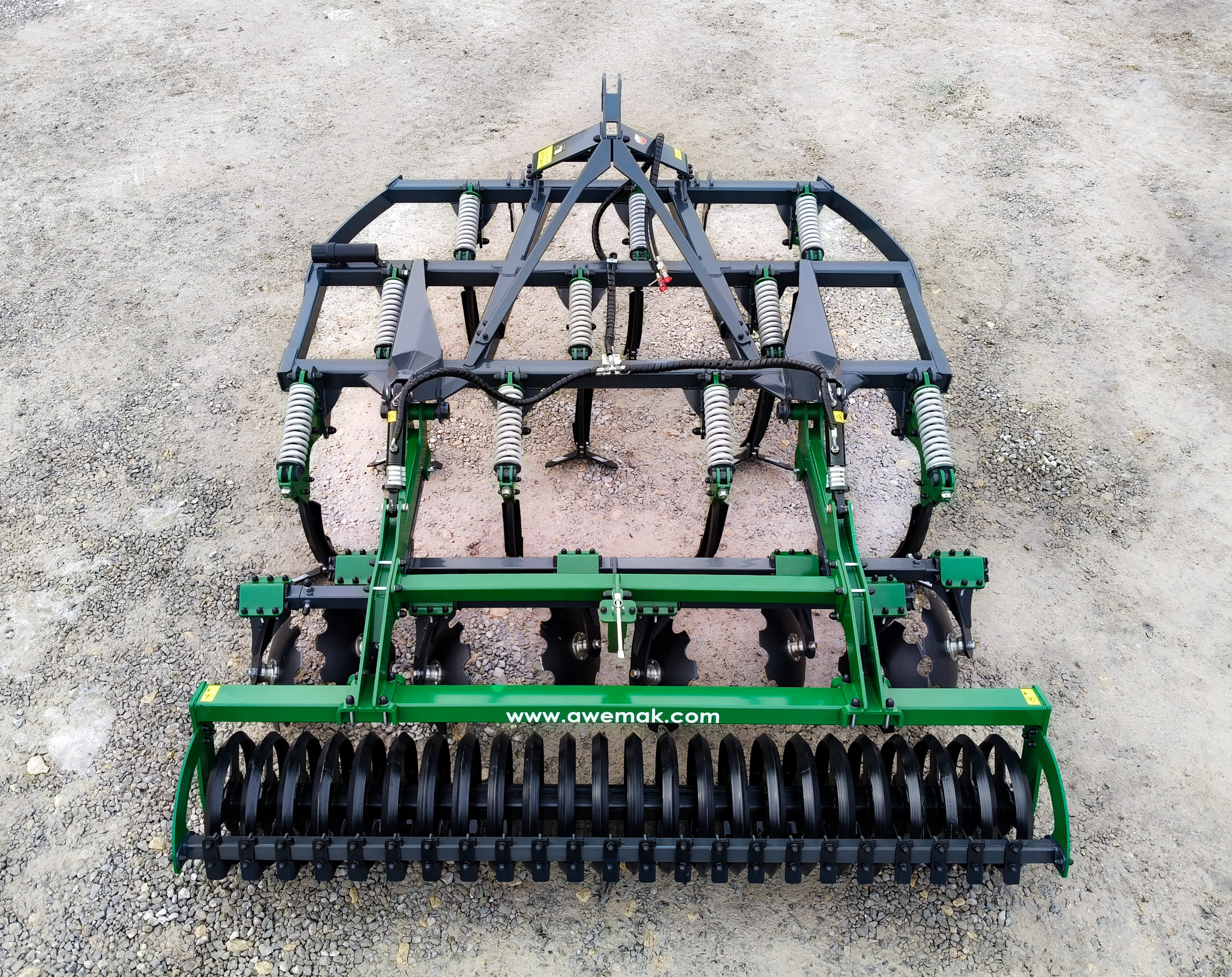 Noraginis skutikas Awemak Matador M