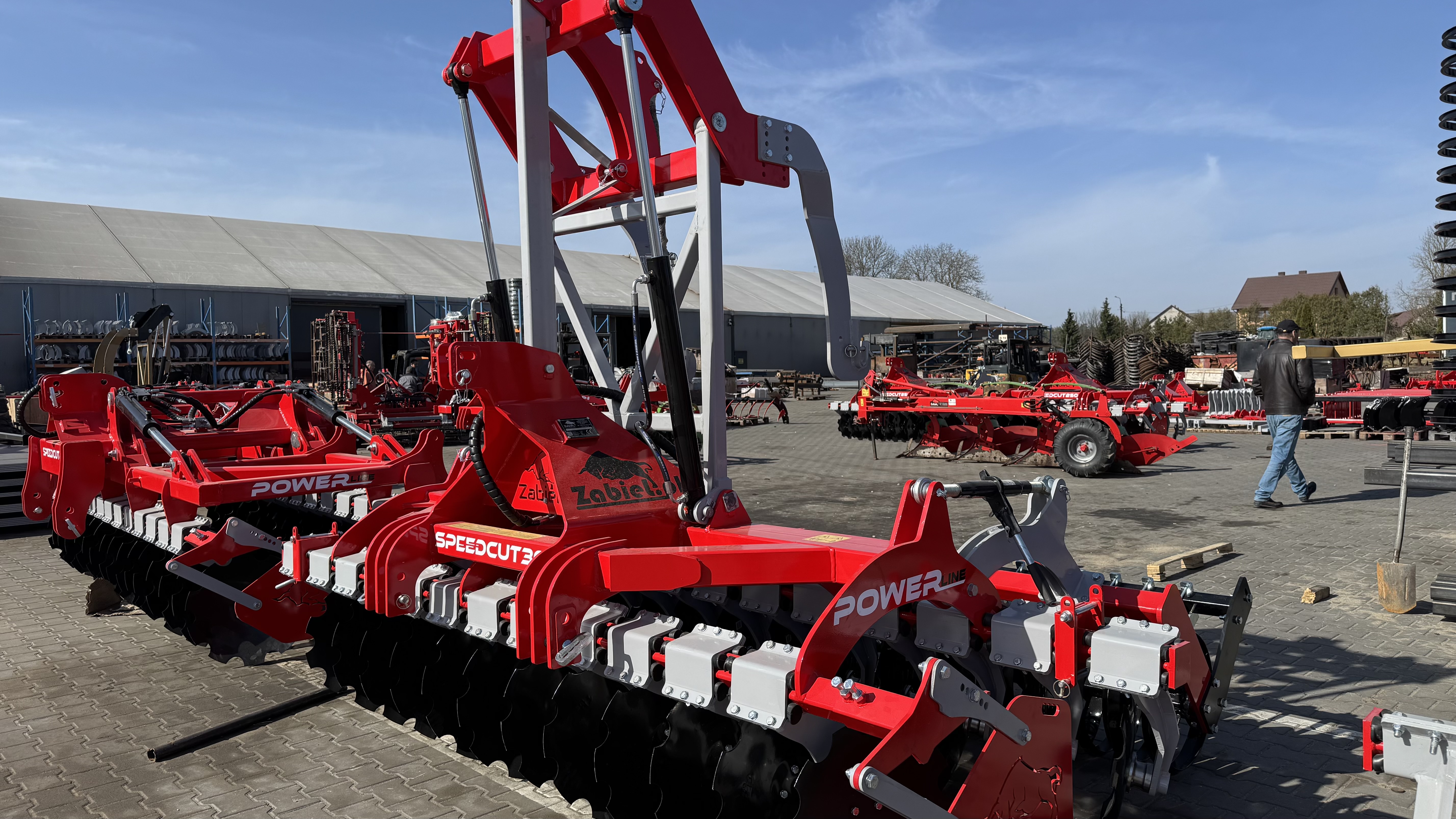 Lėkštinis skutikas su hidropaku