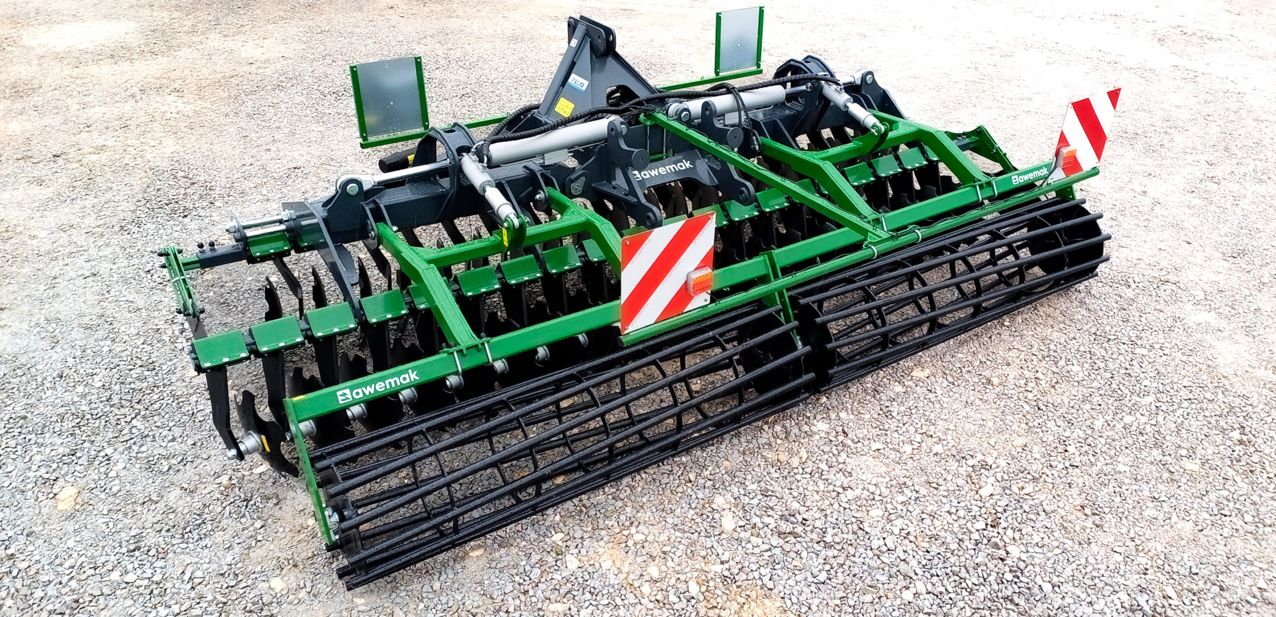 Sunkus lėkštinis skutikas Awemak Titan BTA