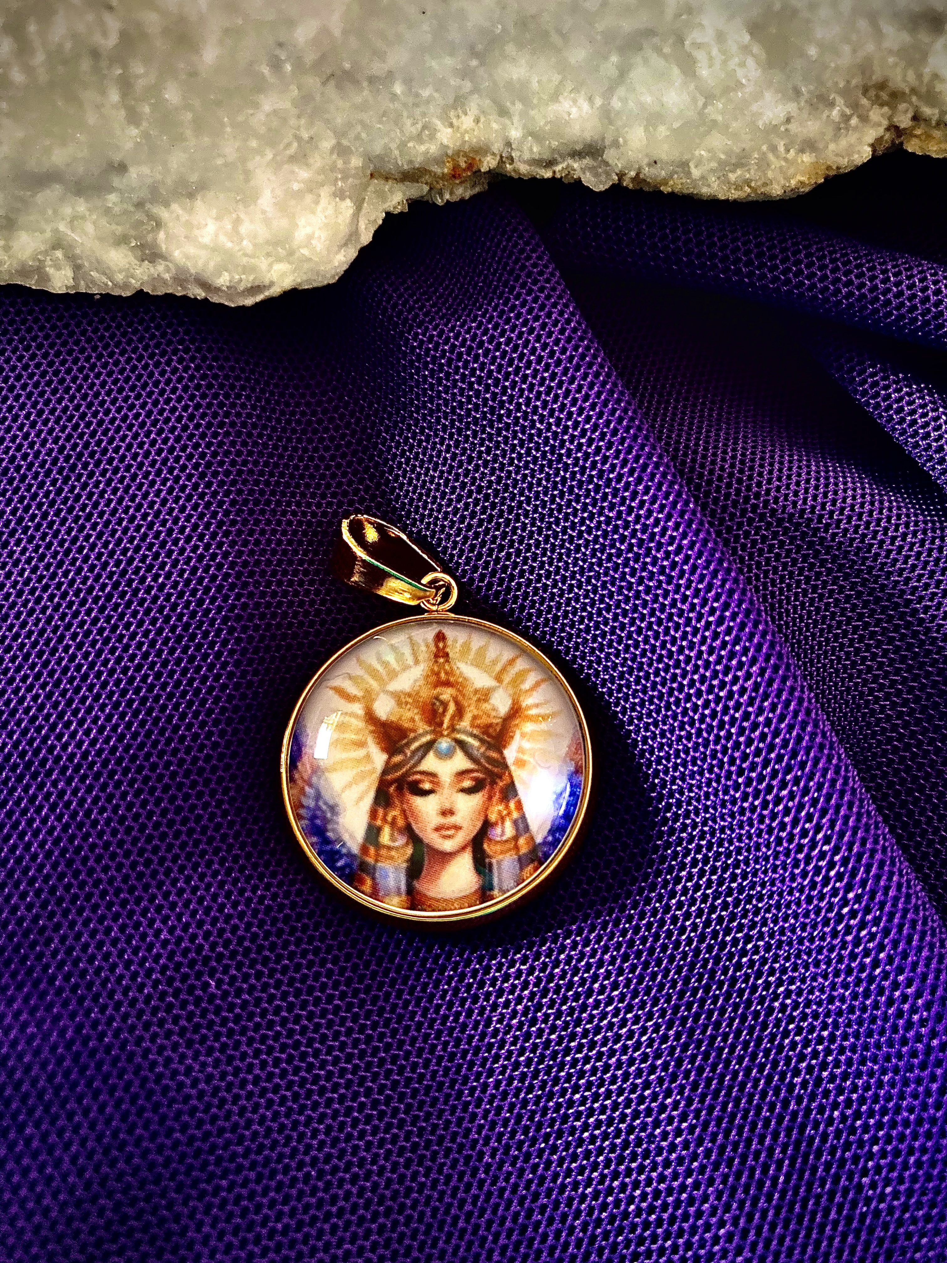 Pendentif Isis
