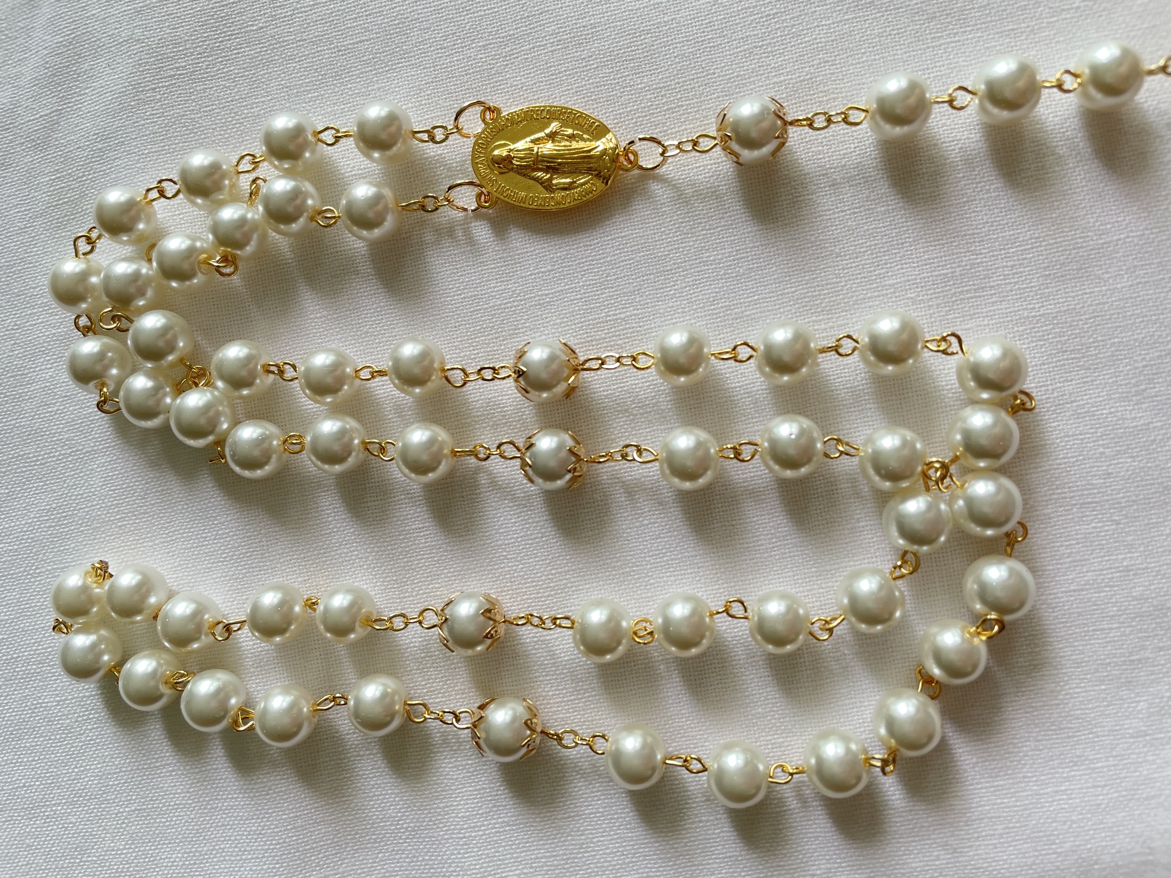 Ivory Glass Pearl with Gold Accents
