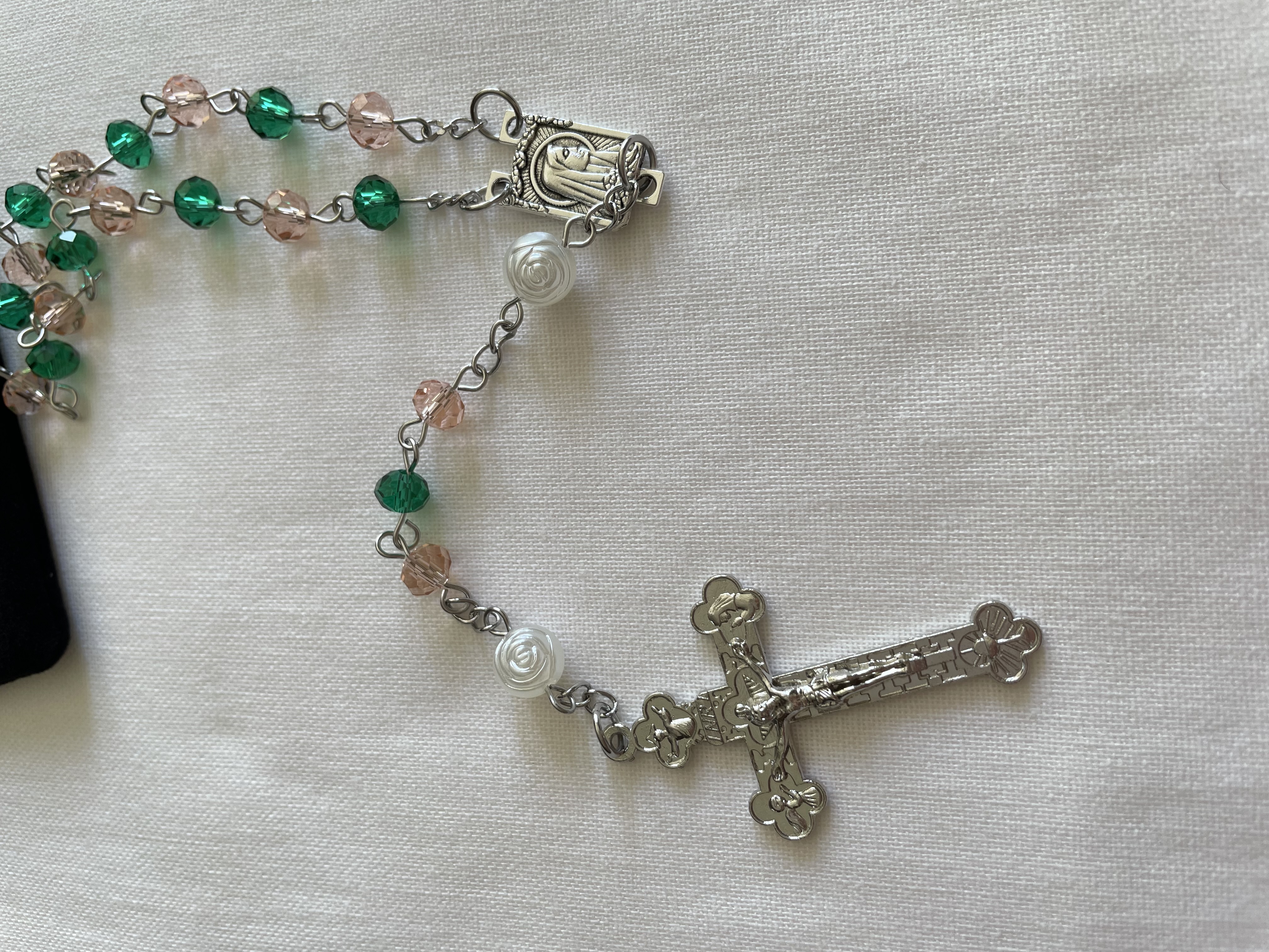 ‘Rose Vines’ Rosary