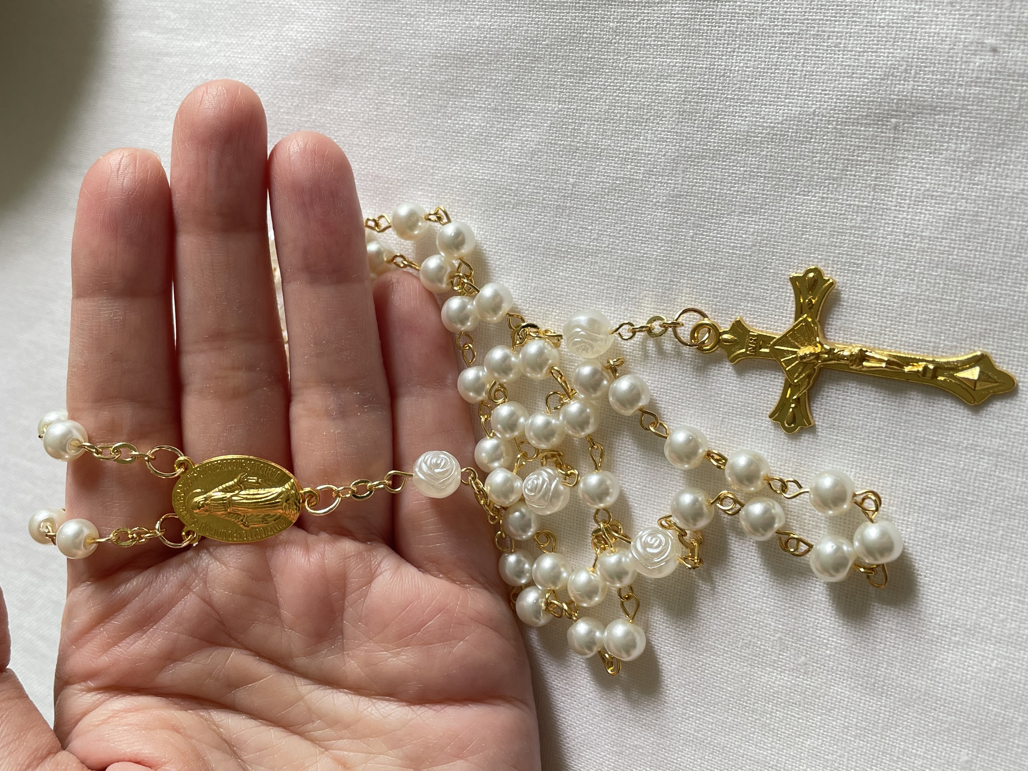 'Eternal Rose' Pearl Rosary with Gold Accents
