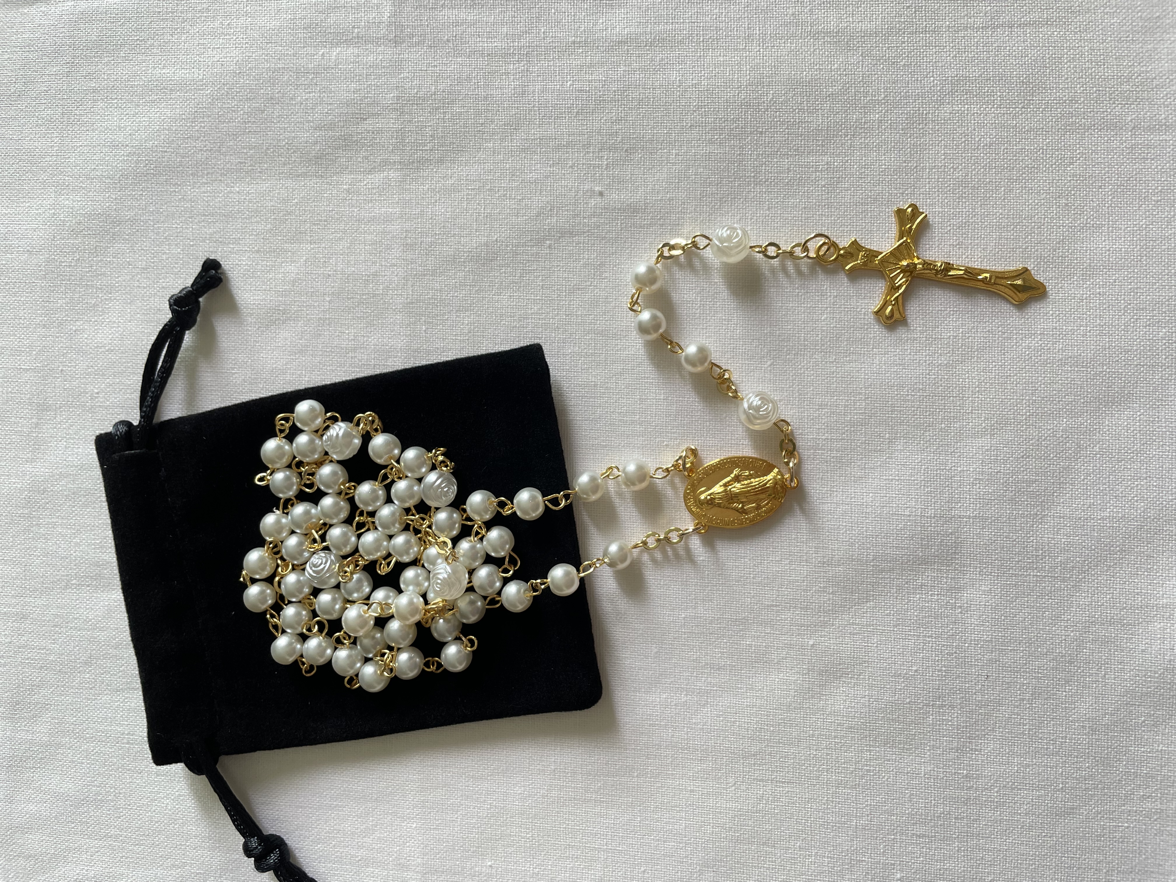 'Eternal Rose' Pearl Rosary with Gold Accents
