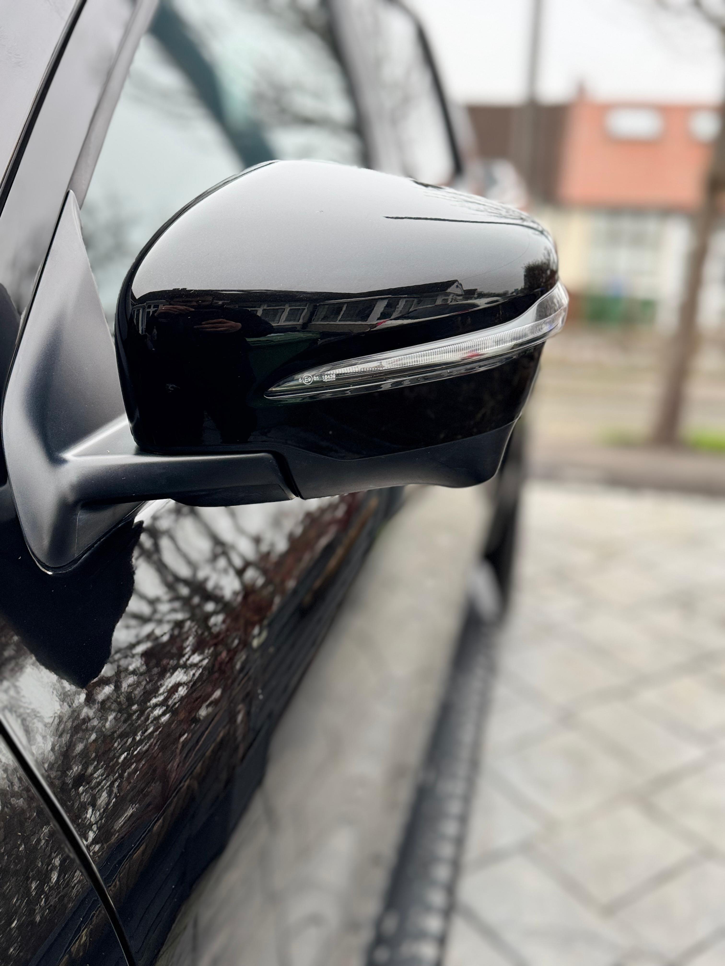 Ultimate Finish (Large Cars - SUV, 7 Seater)