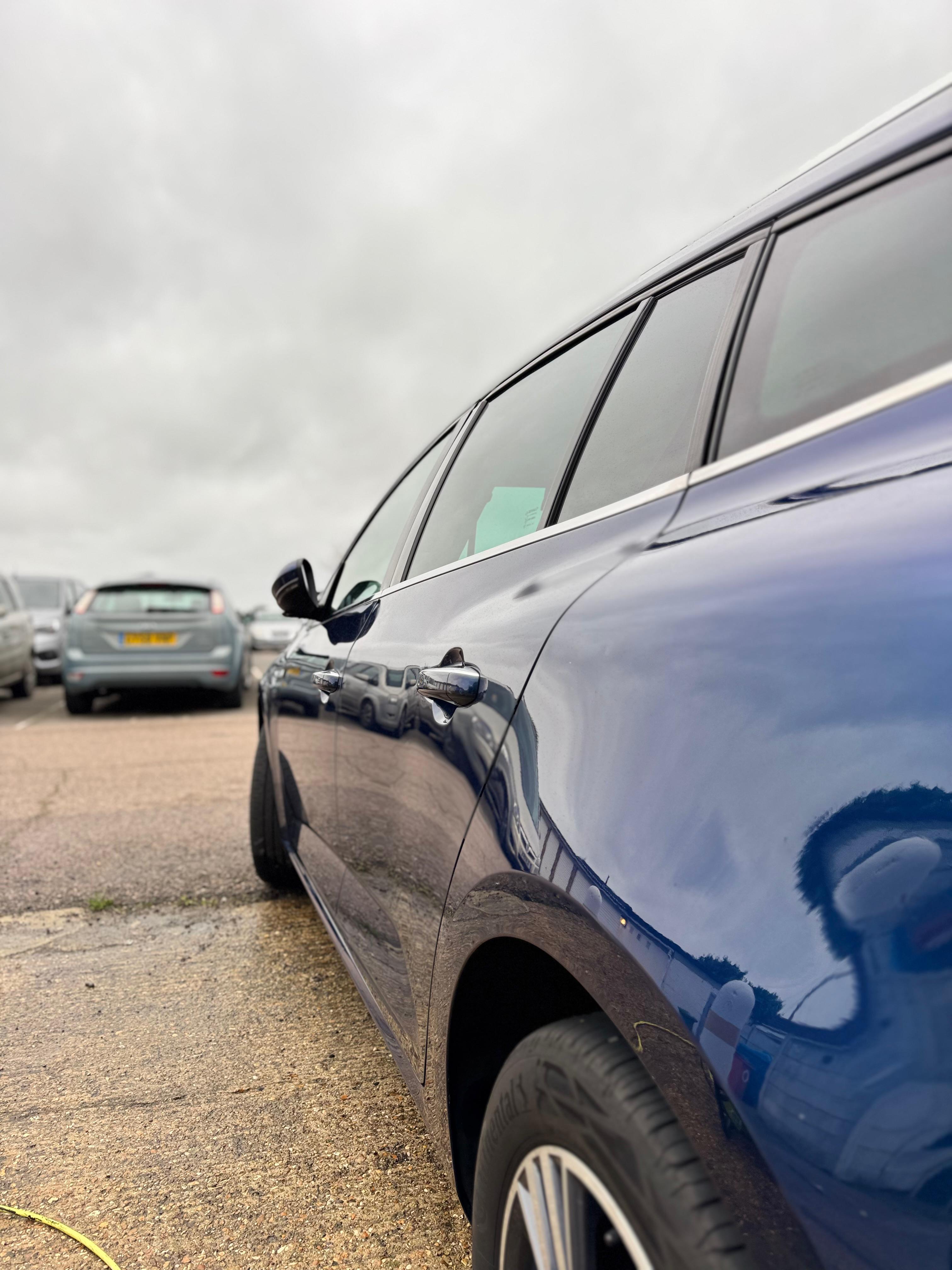 Ceramic Finish + 2 Year Coating (Small/Large Vehicles)