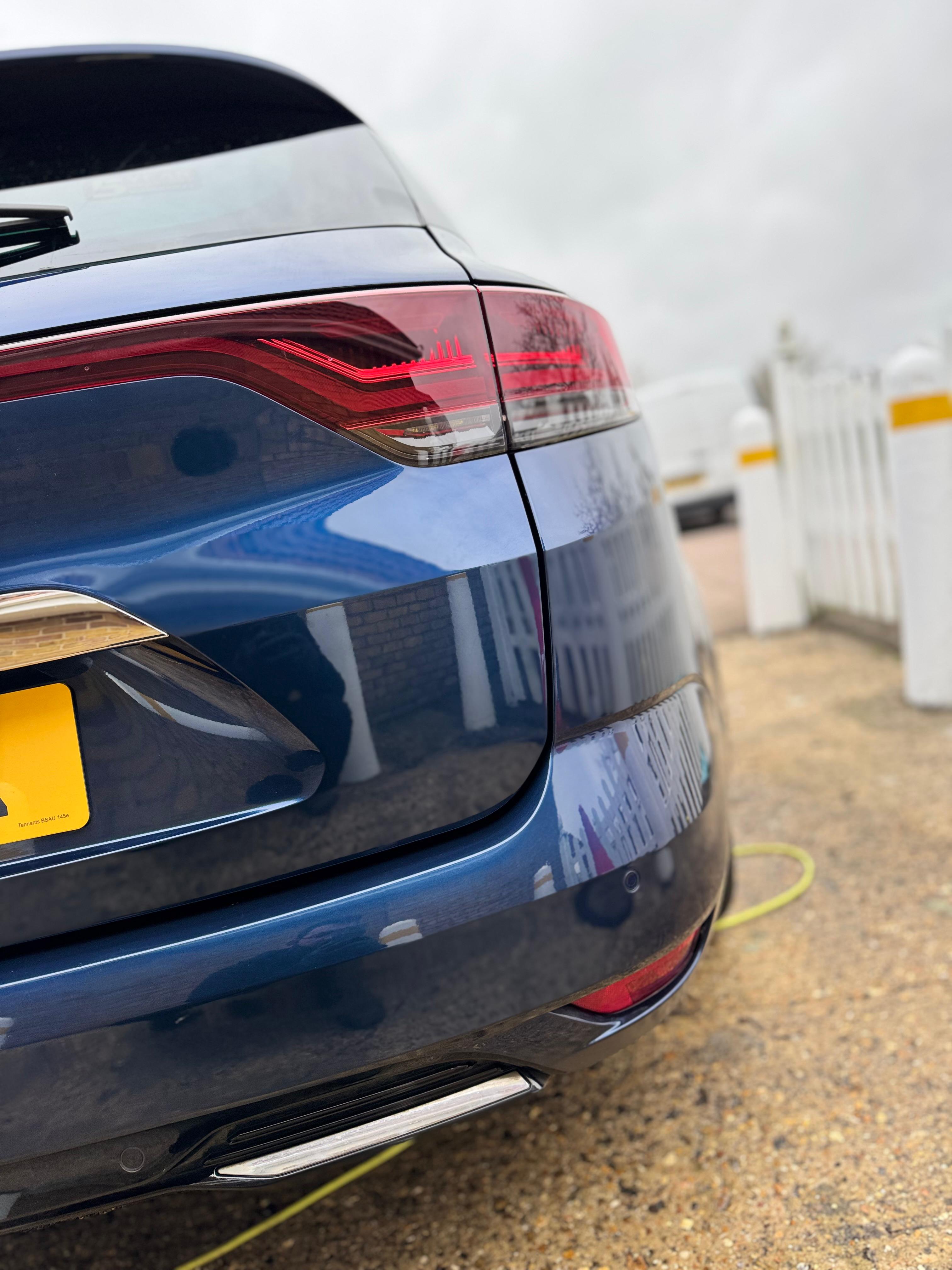 Ceramic Finish + 2 Year Coating (Small/Large Vehicles)