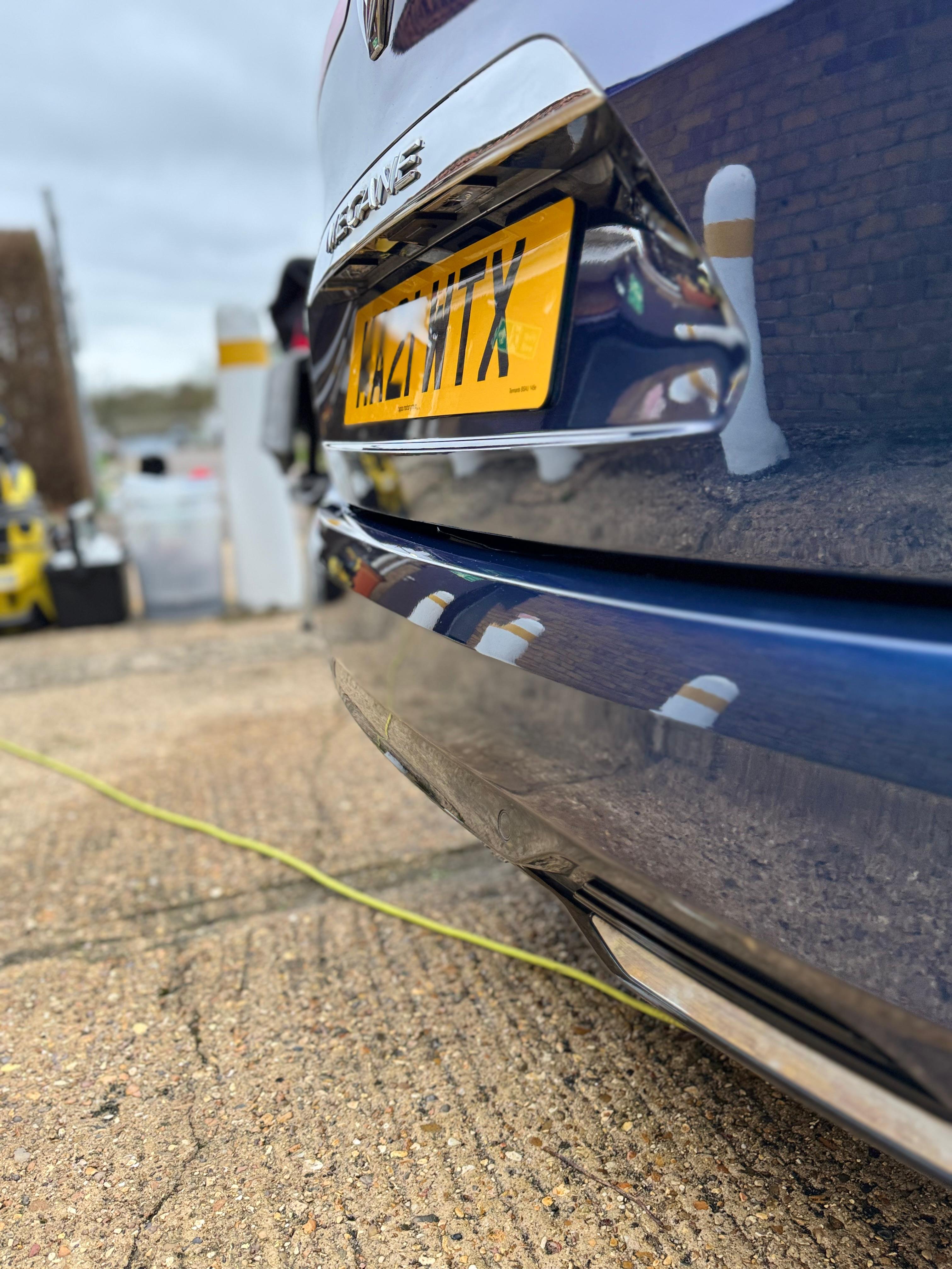 Ceramic Finish + 2 Year Coating (Small/Large Vehicles)