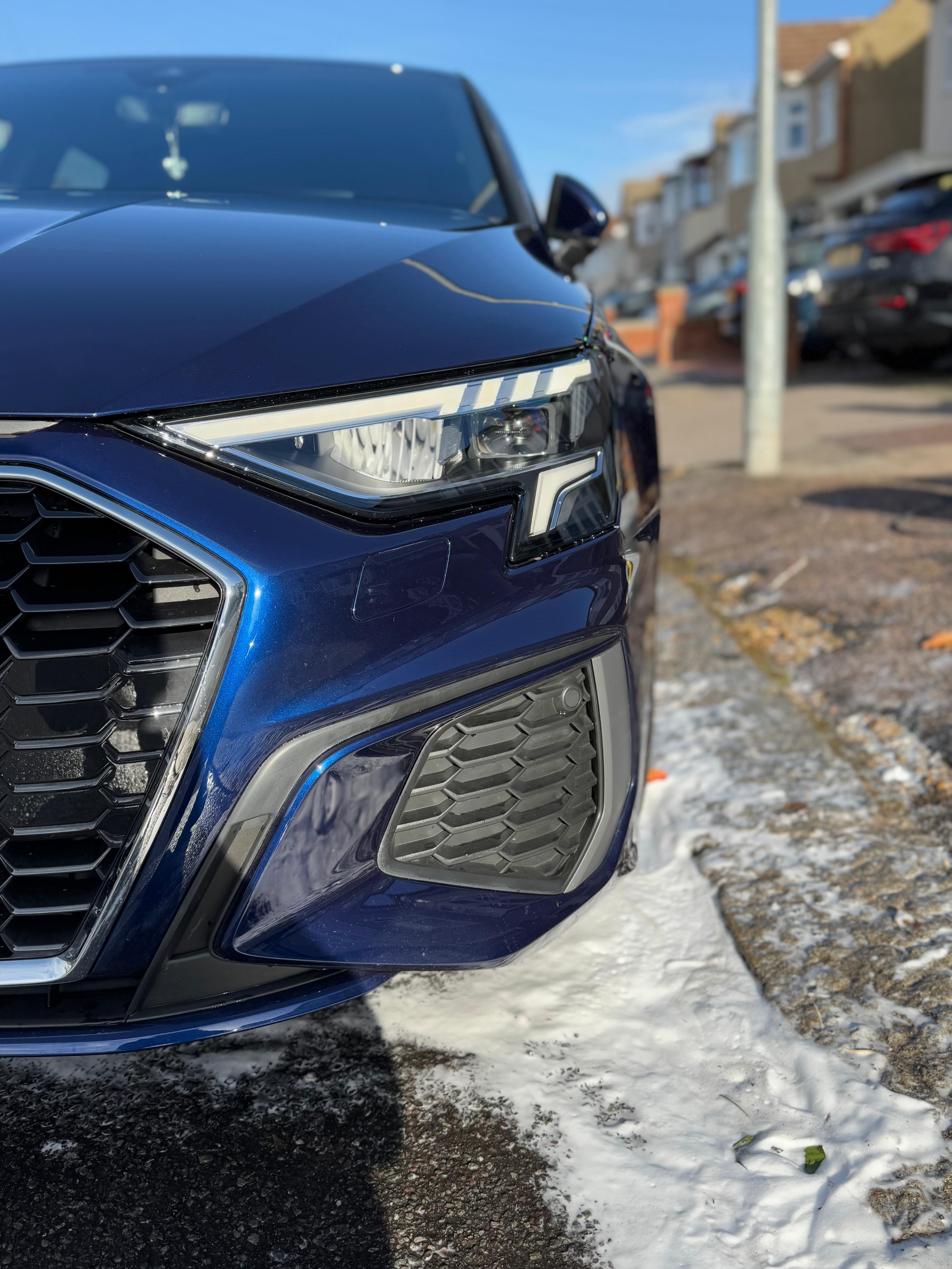 Ultimate Finish + 2 Year Ceramic Coating (Small/Large Vehicles)