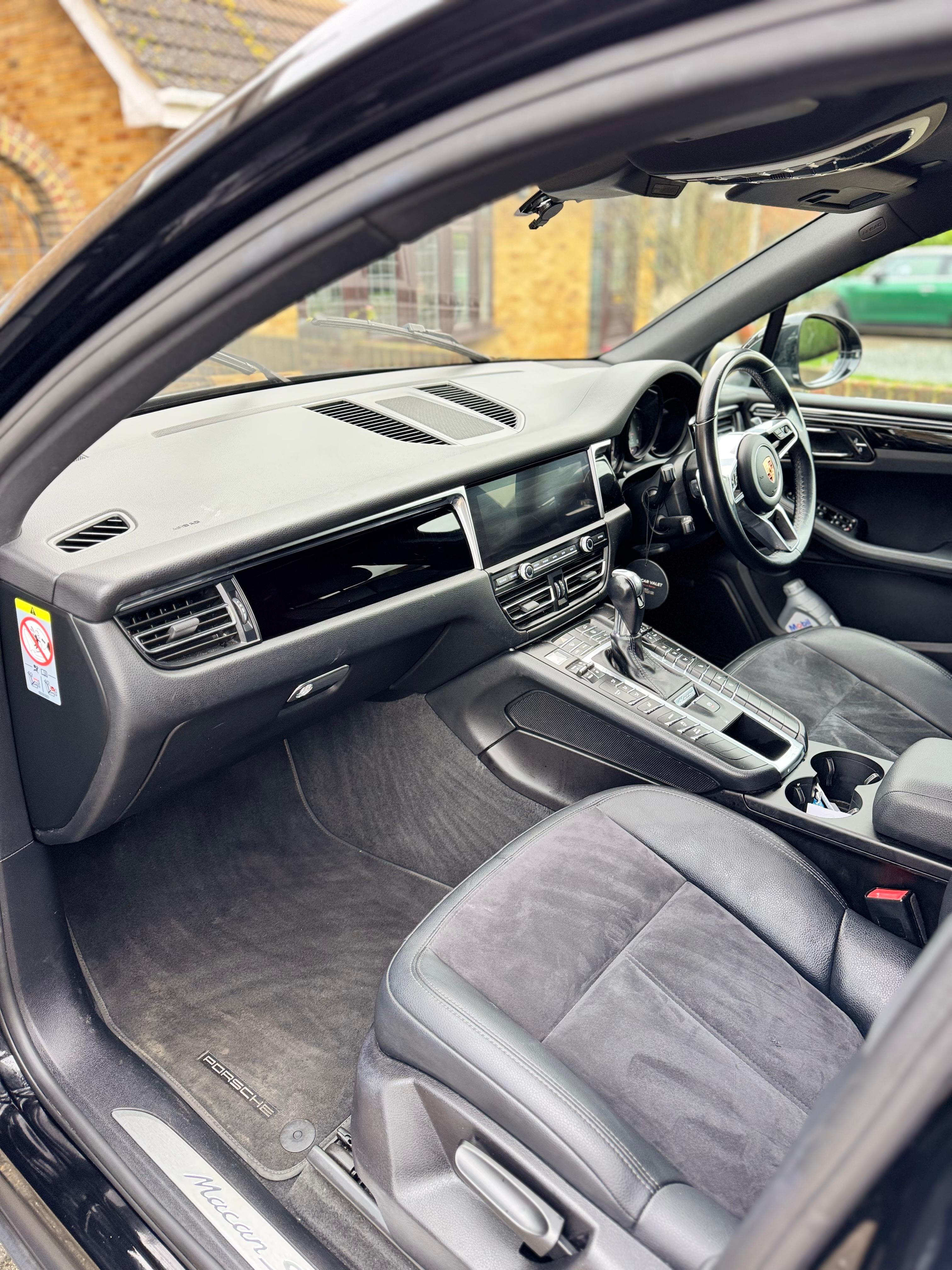 VIP Valet (Large Cars - SUV, 7 Seaters)