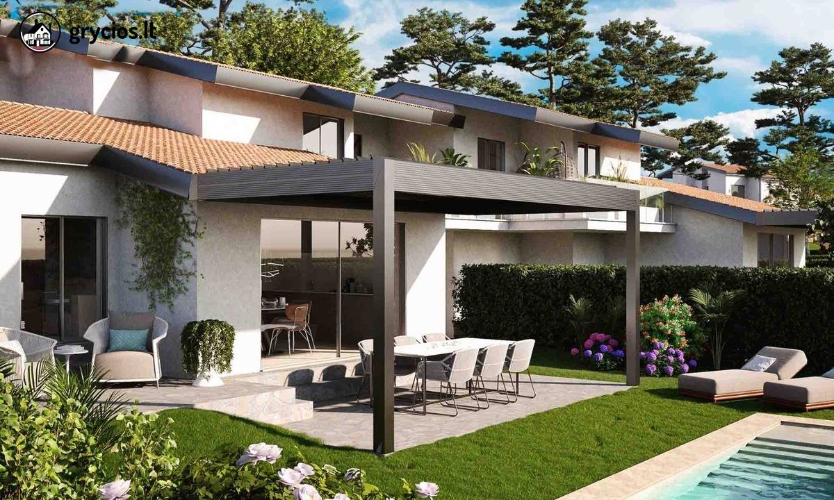 Italijoje, Sardinijoje, parduodama 164 kv.m. vila PARADISE su vaizdu į jūrą