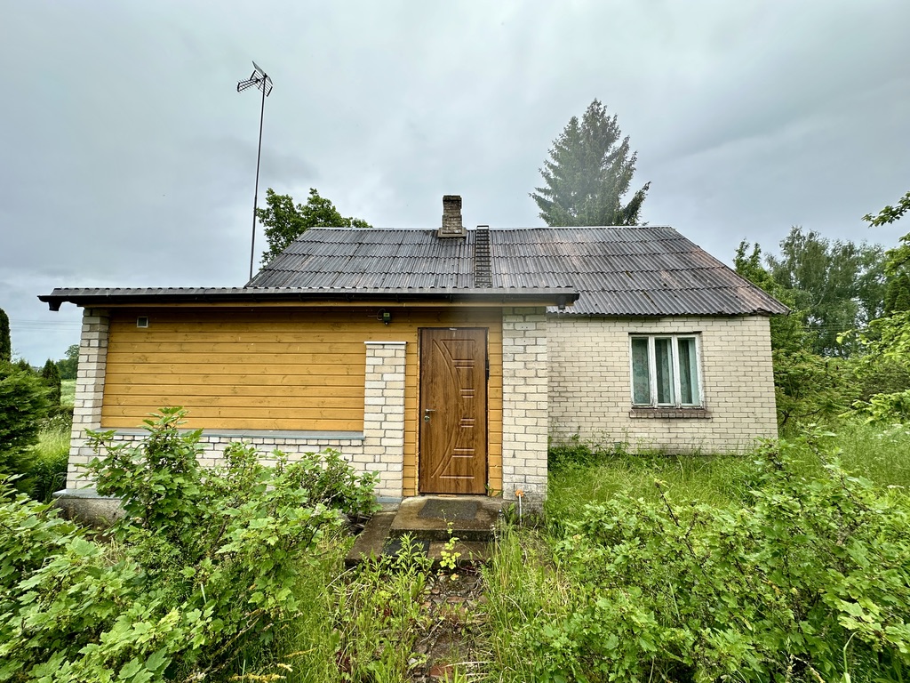 Ignalinos raj., Kaniūkų kaime, parduodama 120.74 kv.m. sodyba 