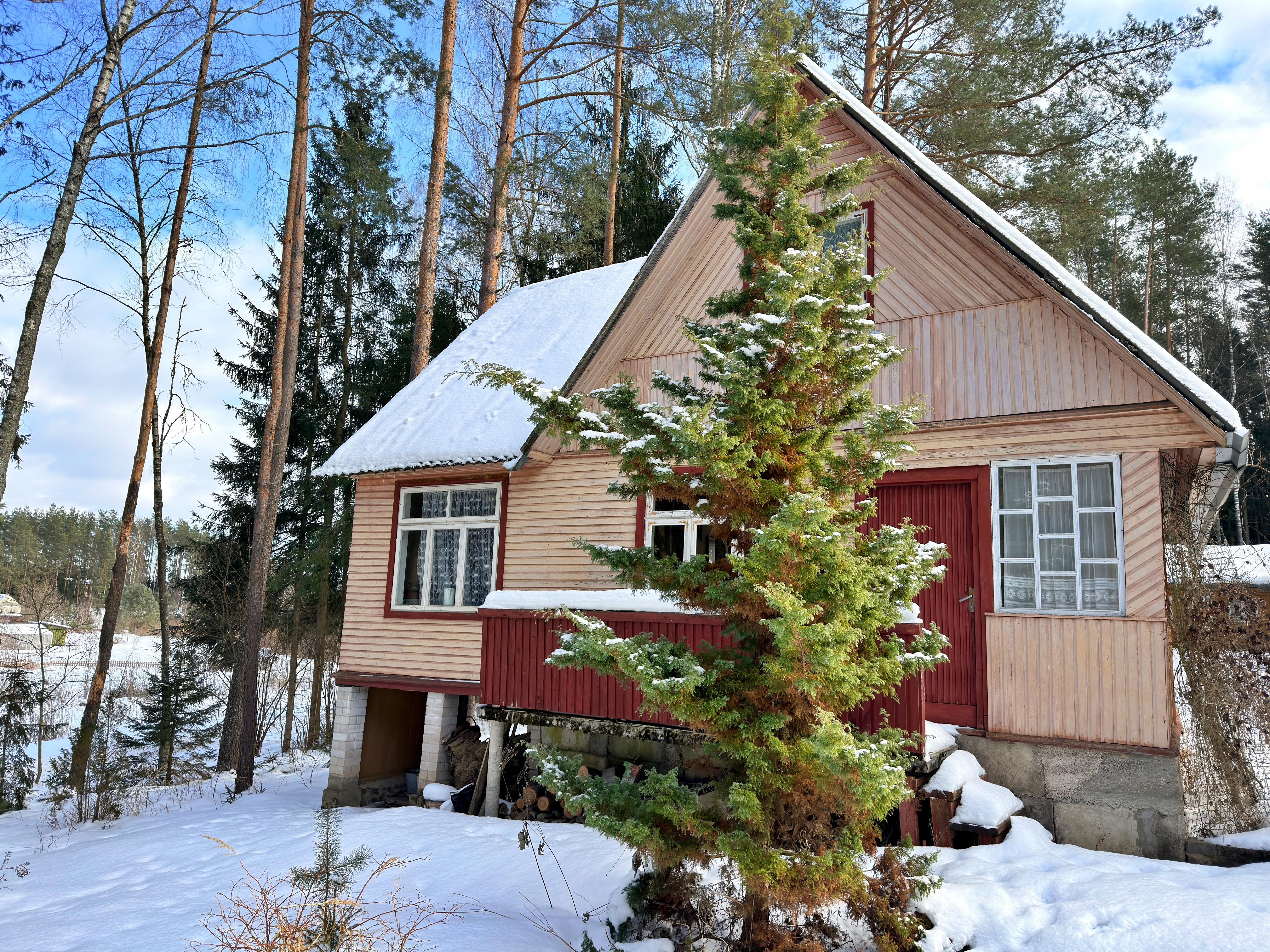 Trakų rajone, Vosyliukų kaime, parduodamas sodas - namas su sklypu