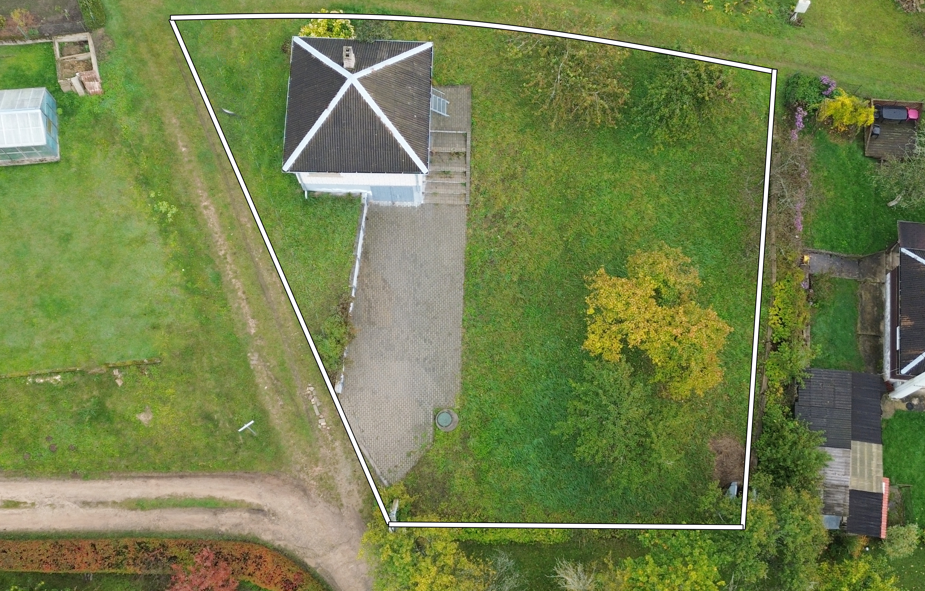 Kauno rajone, Tauralaukyje, SB Kanklės, parduodamas sodo namas 