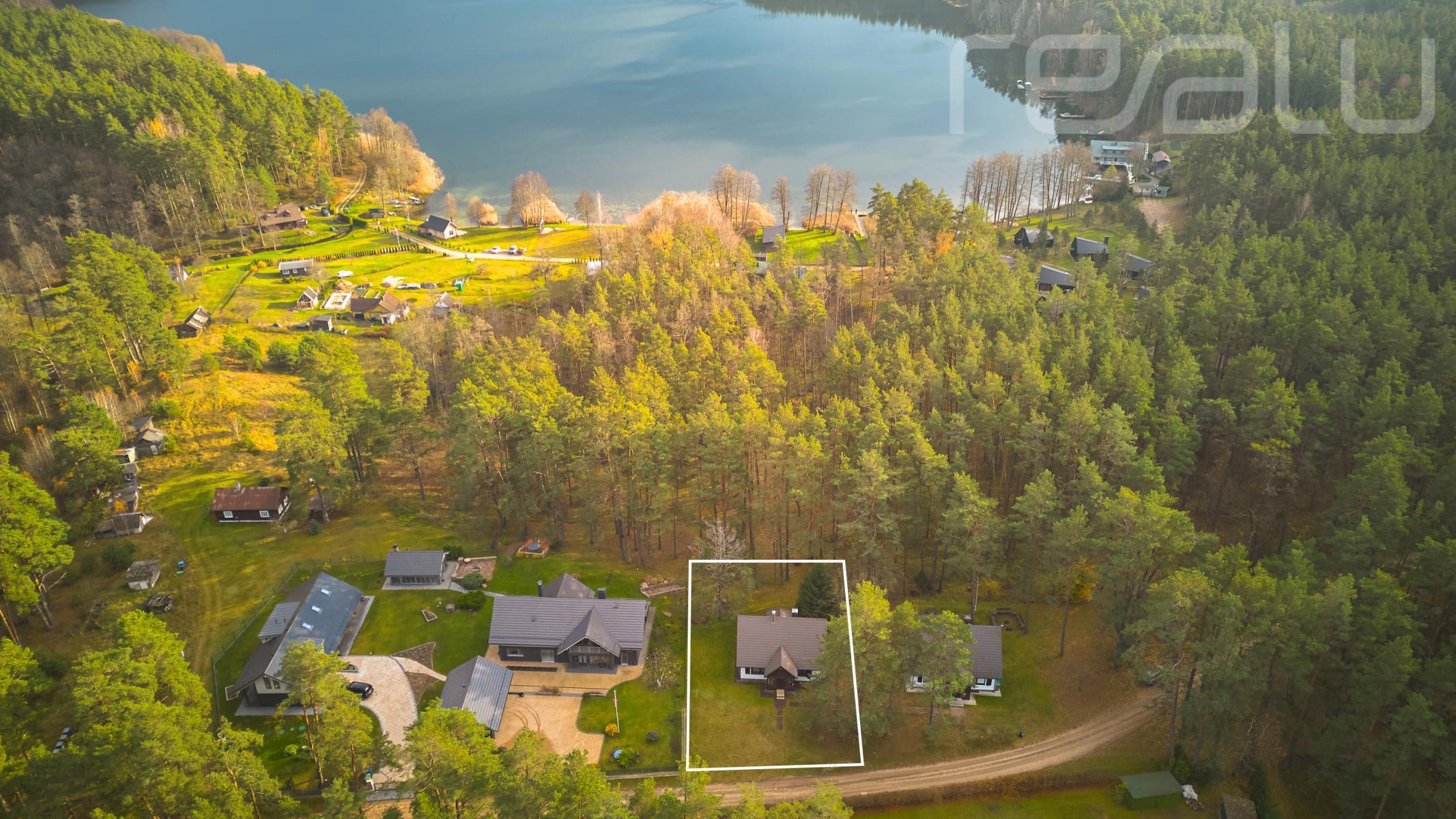 Varėnos rajone, Glūko kaime, parduodama sodyba