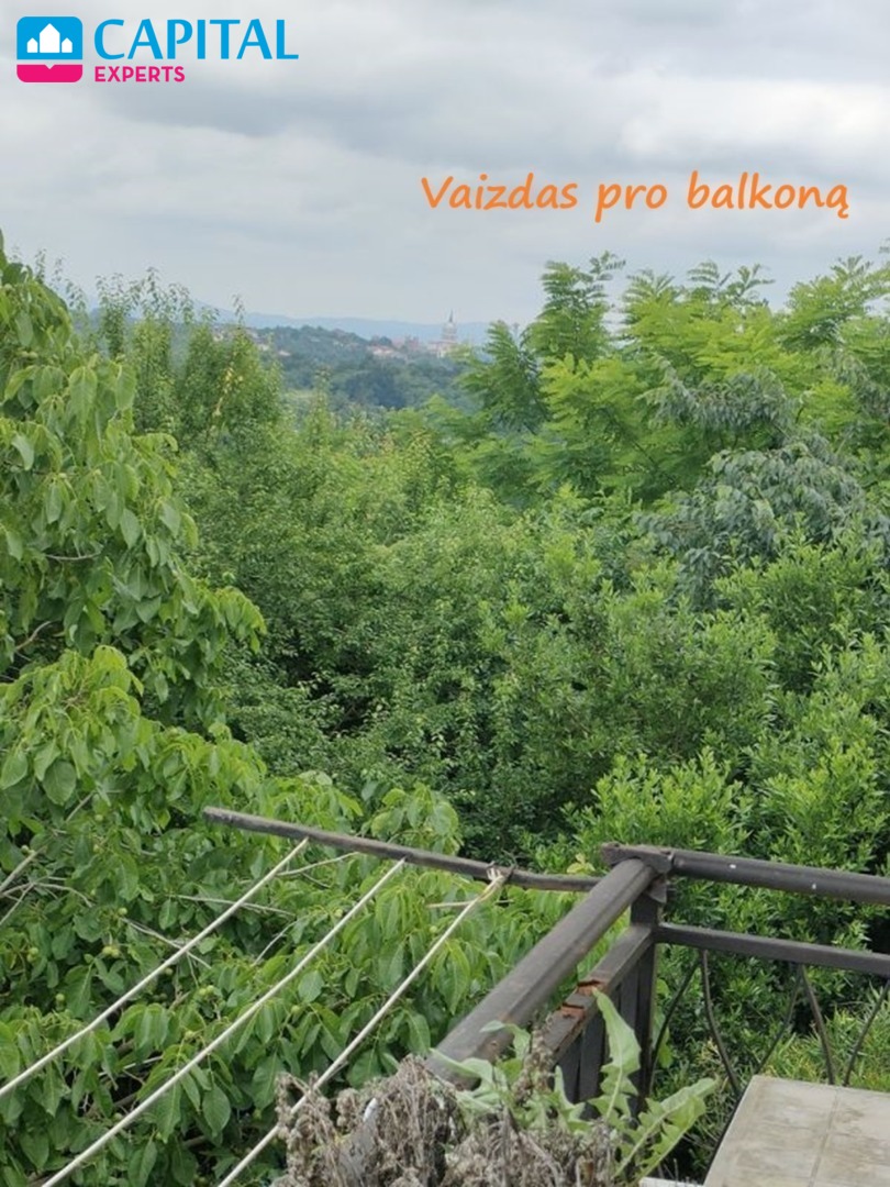 Šiaurės Italijoje, Pjemonte, parduodamas 95 kv.m. namas su 2 a žemės sklypu