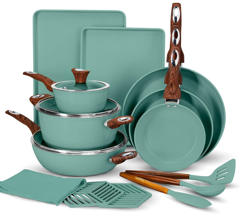 18-Piece Cookware Set | Non-Stick Ceramic Coating | Oven & Dishwasher Safe | PFOA-Free | Aluminum Pots & Pans Set with Lids | Stay-Cool Handles | Induction Stovetop Compatible (Green)