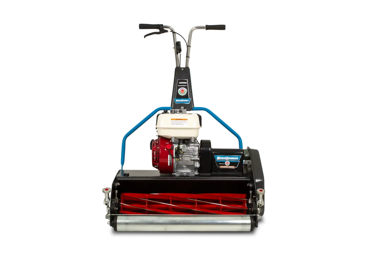 Bushranger Protea SI630GC 9 Blade Low Cut Smooth, 25" (630 mm) Cut, Greens Cylinder Reel Mower Fitted With a Honda 5 hp Engine and Click Adjusters