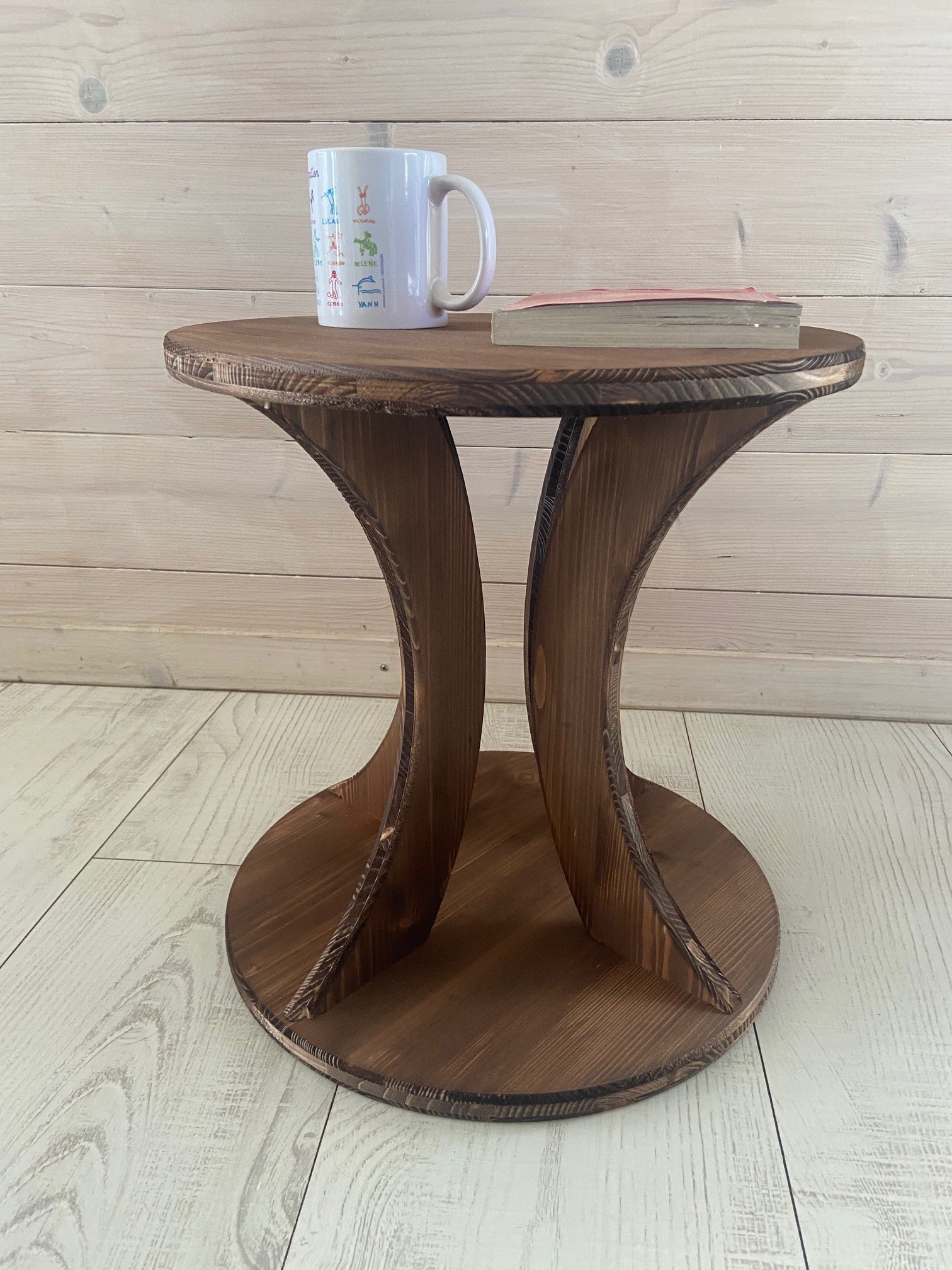 Tabouret ou Table "réversible"