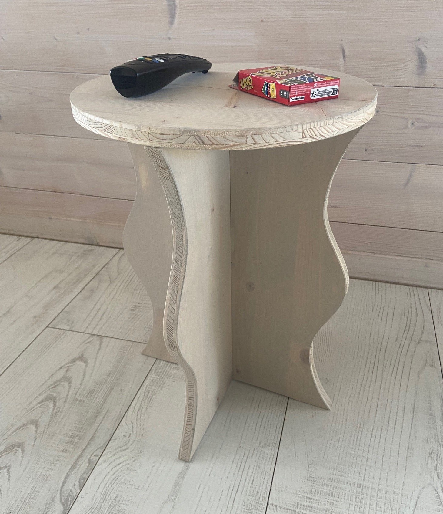 Tabouret d'appoint "Rond" en bois massif